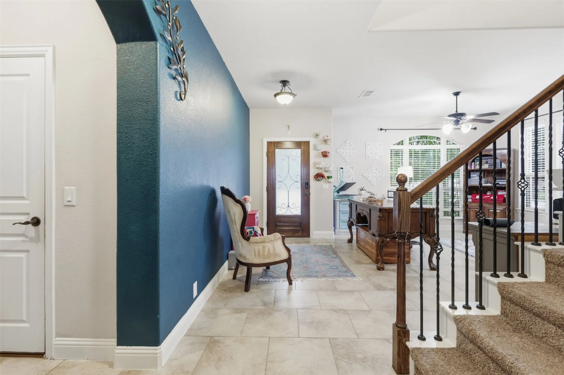 Single Family Residence For Sale in Johnson County , 1385 Litchfield Lane, Burleson, Texas 76028, 4 Bedroom, 3 Bathroom, 3 Garage spaces, 2,791 Sqft, built in 2016, mls#21277472, Real Estate Agent in Burleson, Homes For Sale in Johnson county, Homes For Sale in Burleson, Realtor in Burleson Texas, Real Estate Brokerage Independent Realty Texas, Luminita Cordes Realtor