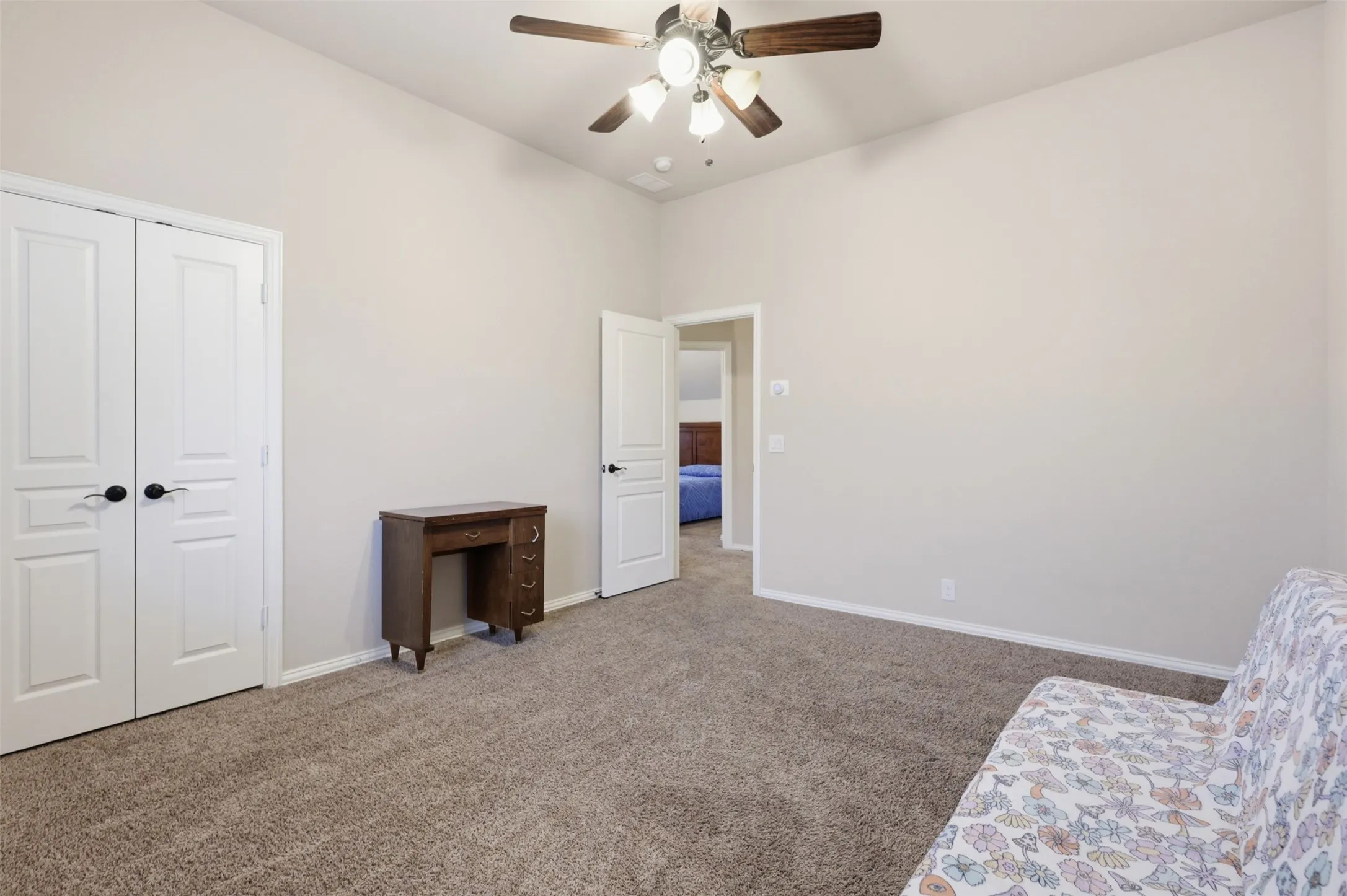 Single Family Residence For Sale in Johnson County , 1385 Litchfield Lane, Burleson, Texas 76028, 4 Bedroom, 3 Bathroom, 3 Garage spaces, 2,791 Sqft, built in 2016, mls#21277472, Real Estate Agent in Burleson, Homes For Sale in Johnson county, Homes For Sale in Burleson, Realtor in Burleson Texas, Real Estate Brokerage Independent Realty Texas, Luminita Cordes Realtor