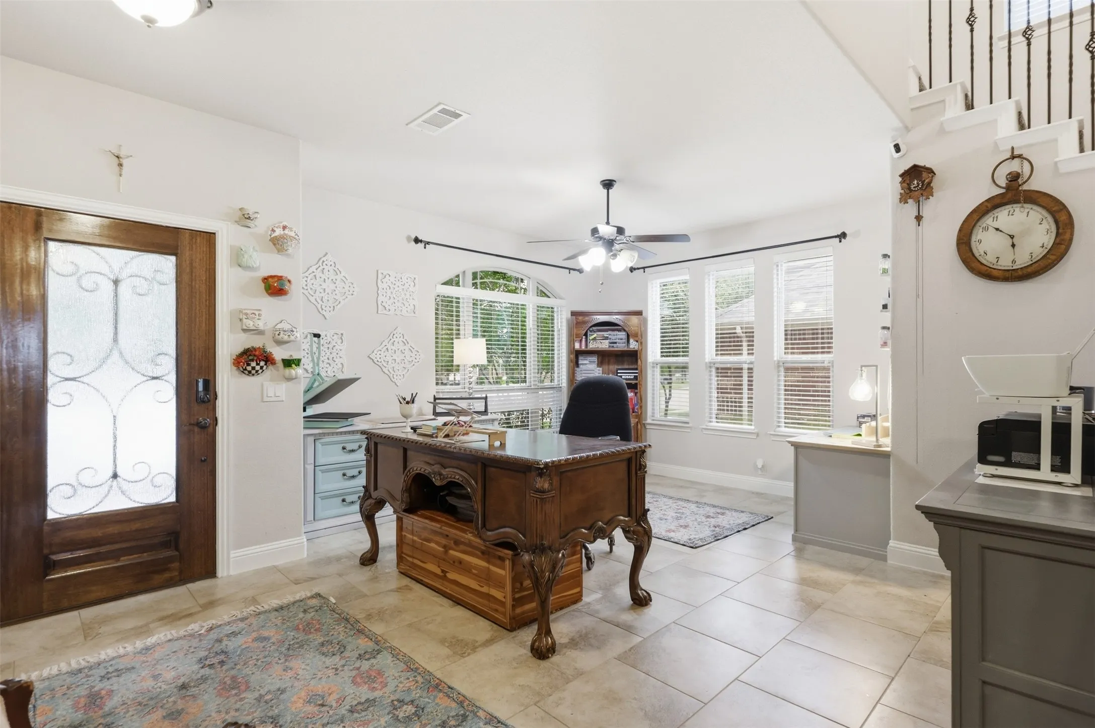 Single Family Residence For Sale in Johnson County , 1385 Litchfield Lane, Burleson, Texas 76028, 4 Bedroom, 3 Bathroom, 3 Garage spaces, 2,791 Sqft, built in 2016, mls#21277472, Real Estate Agent in Burleson, Homes For Sale in Johnson county, Homes For Sale in Burleson, Realtor in Burleson Texas, Real Estate Brokerage Independent Realty Texas, Luminita Cordes Realtor