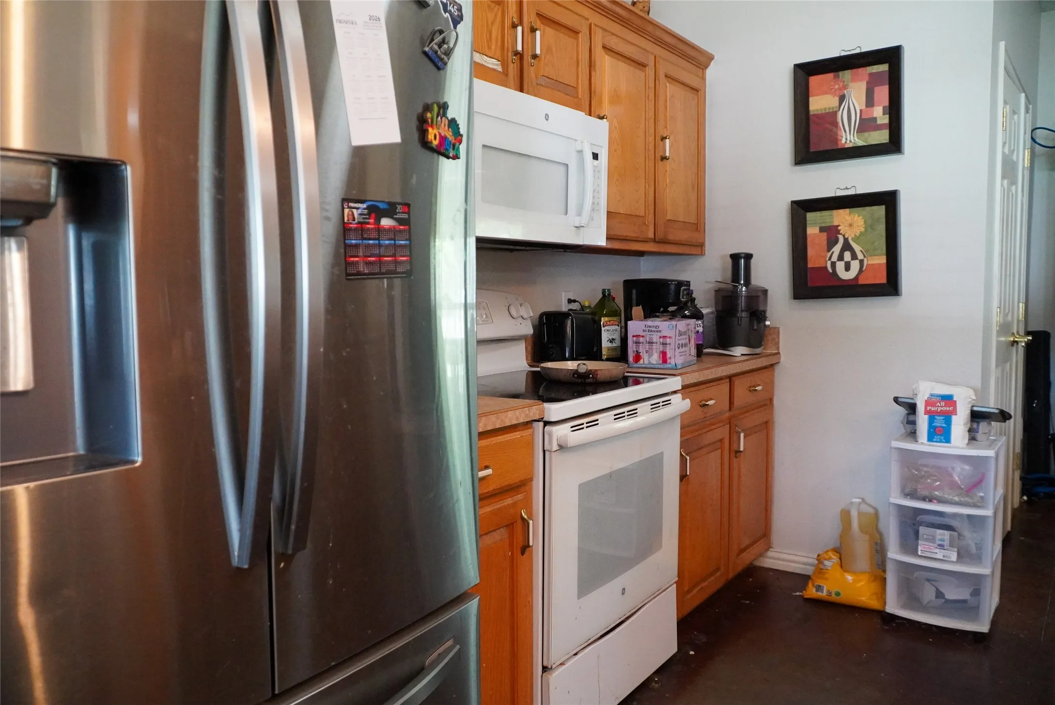 Single Family Residence For Sale in Johnson County , 404 E Oakdale Street, Keene, Texas 76059, 3 Bedrooms, 2 Bathrooms, Garage spaces, 1,514 Sqft, built in 2004, Price $360,000, mls#21279678, Real Estate Agent in Keene, Homes For Sale in Johnson county, Homes For Sale in Keene, Realtor in Keene Texas, Real Estate Brokerage Independent Realty Texas, Luminita Cordes Realtor