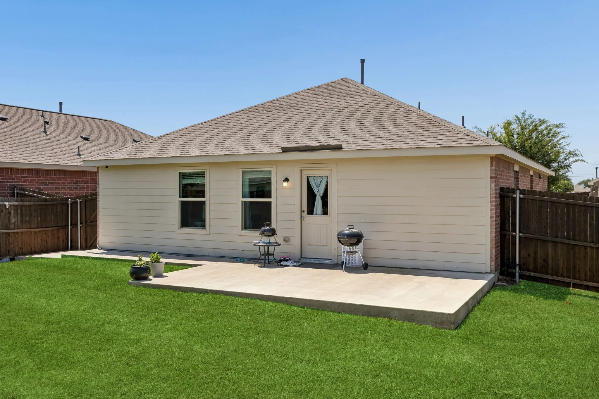 Single Family Residence For Sale in Collin County , 1806 River Crossing Drive, Anna, Texas 75409, 3 Bedroom, 2 Bathroom, 2 Garage spaces, 1,281 Sqft, built in 2021, mls#21277739, Real Estate Agent in Anna, Homes For Sale in Collin county, Homes For Sale in Anna, Realtor in Anna Texas, Real Estate Brokerage Independent Realty Texas, Luminita Cordes Realtor