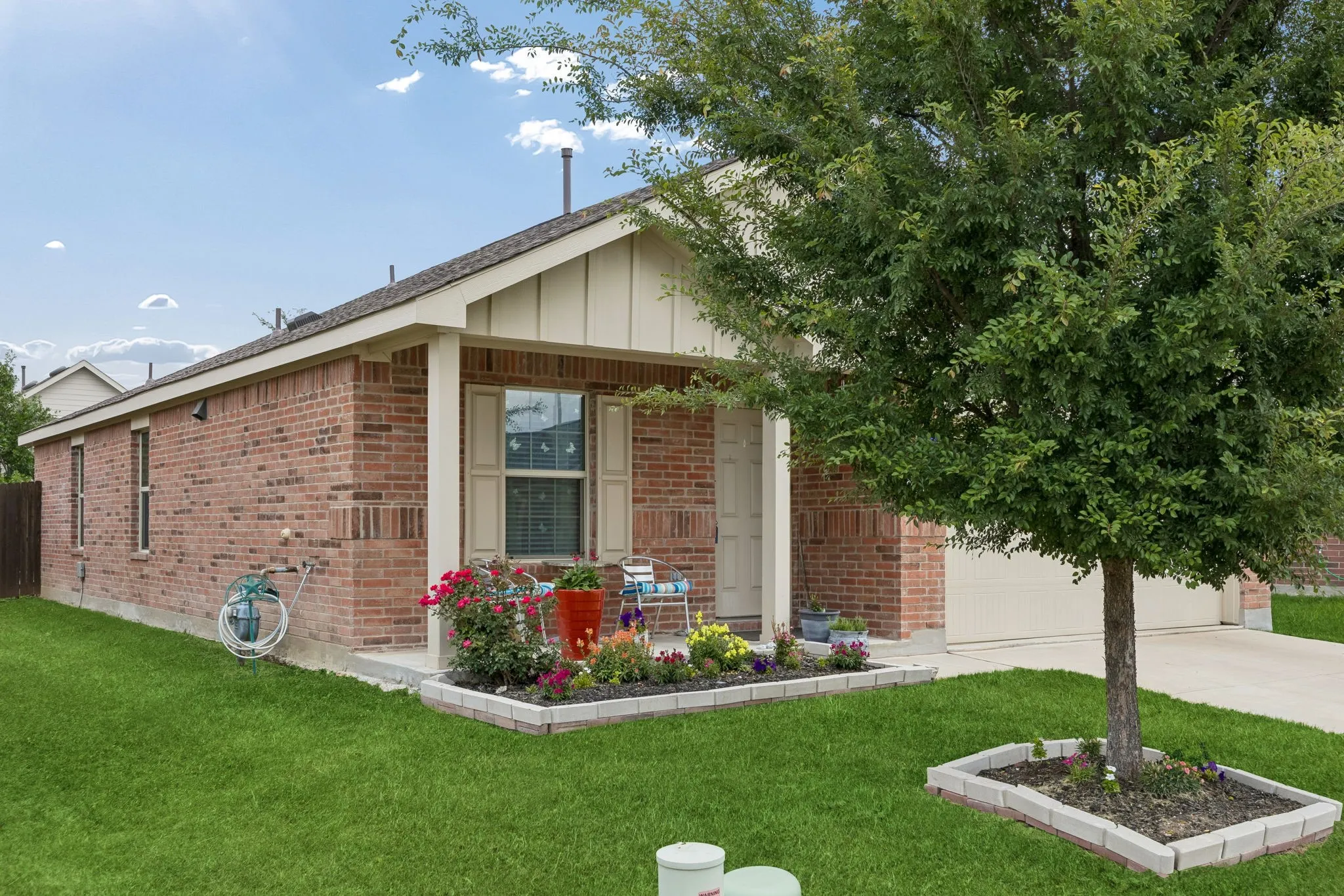 Single Family Residence For Sale in Collin County , 1806 River Crossing Drive, Anna, Texas 75409, 3 Bedroom, 2 Bathroom, 2 Garage spaces, 1,281 Sqft, built in 2021, mls#21277739, Real Estate Agent in Anna, Homes For Sale in Collin county, Homes For Sale in Anna, Realtor in Anna Texas, Real Estate Brokerage Independent Realty Texas, Luminita Cordes Realtor