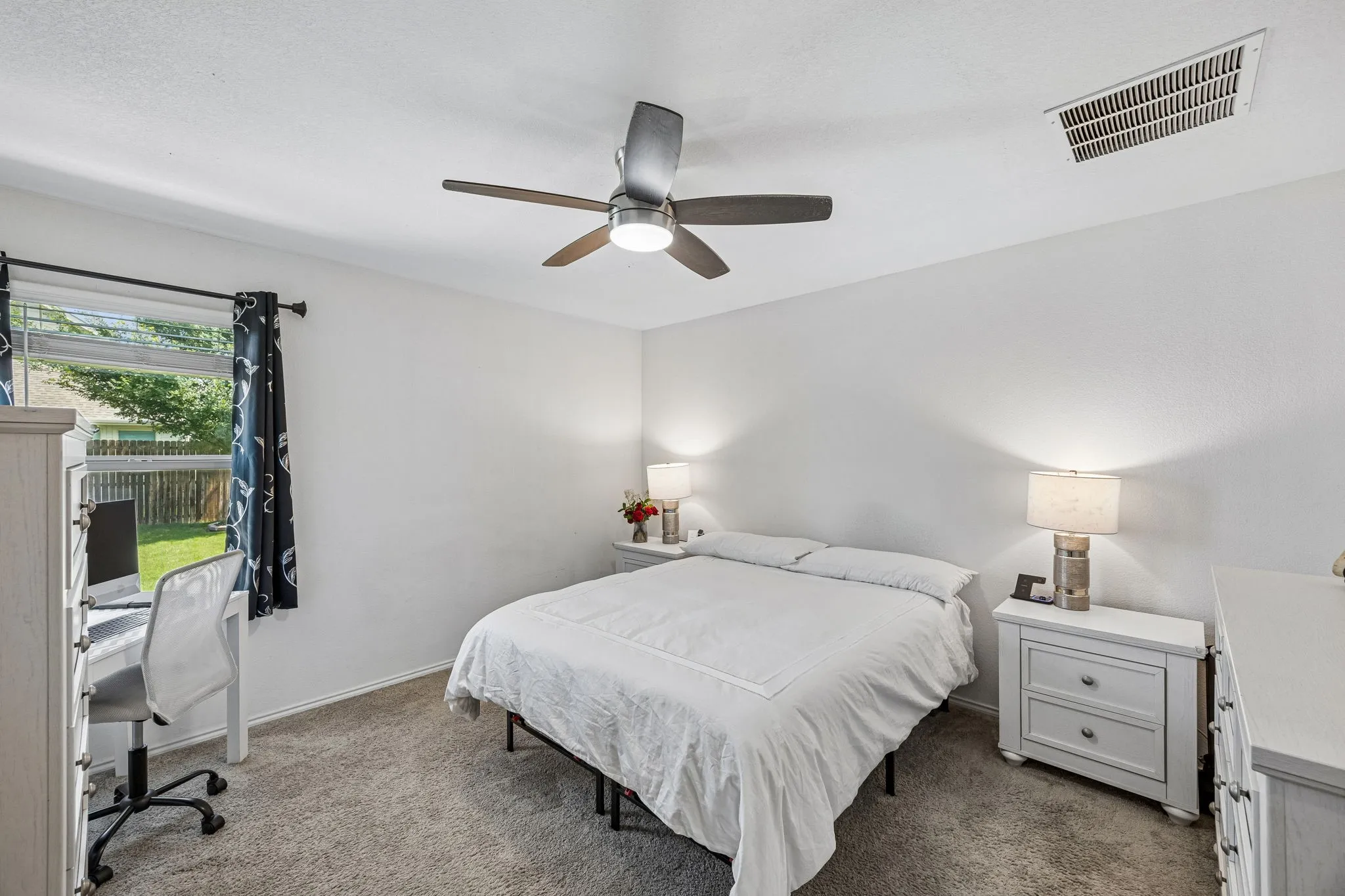 Single Family Residence For Sale in Collin County , 1806 River Crossing Drive, Anna, Texas 75409, 3 Bedroom, 2 Bathroom, 2 Garage spaces, 1,281 Sqft, built in 2021, mls#21277739, Real Estate Agent in Anna, Homes For Sale in Collin county, Homes For Sale in Anna, Realtor in Anna Texas, Real Estate Brokerage Independent Realty Texas, Luminita Cordes Realtor