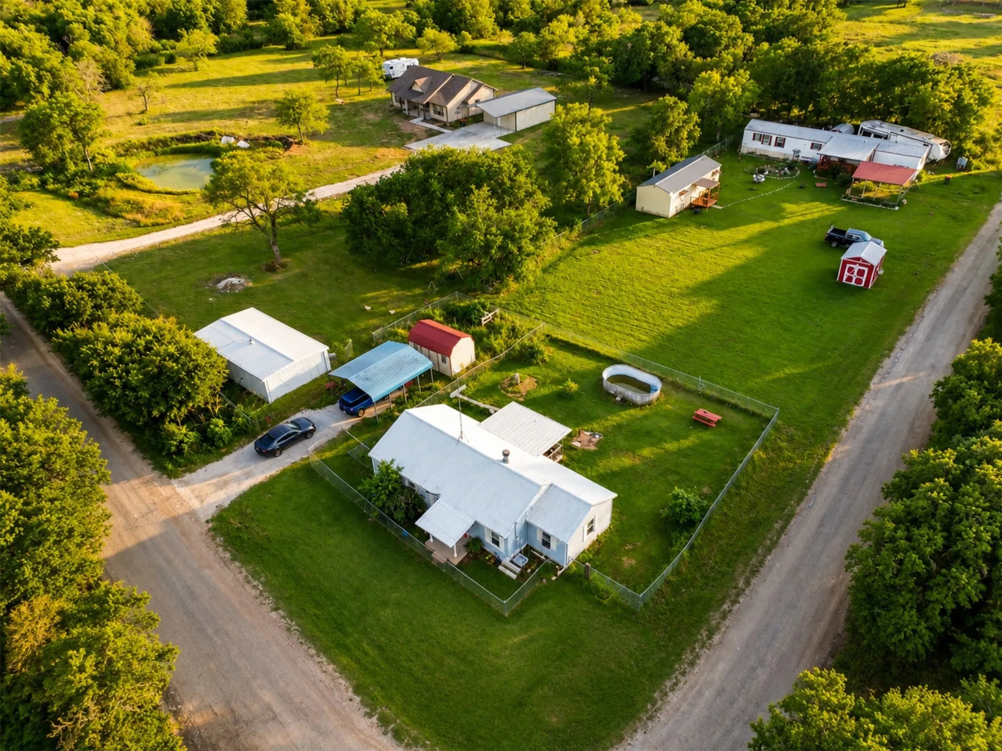 For Sale in Mc Lennan County , 112 Woodlake Lane, Axtell, Texas 76624, 6 Bedroom, 4 Bathroom, 2 Garage spaces, 1,050 Sqft, built in 1961, mls#21279640, Real Estate Agent in Axtell, Homes For Sale in Mc Lennan county, Homes For Sale in Axtell, Realtor in Axtell Texas, Real Estate Brokerage Independent Realty Texas, Luminita Cordes Realtor