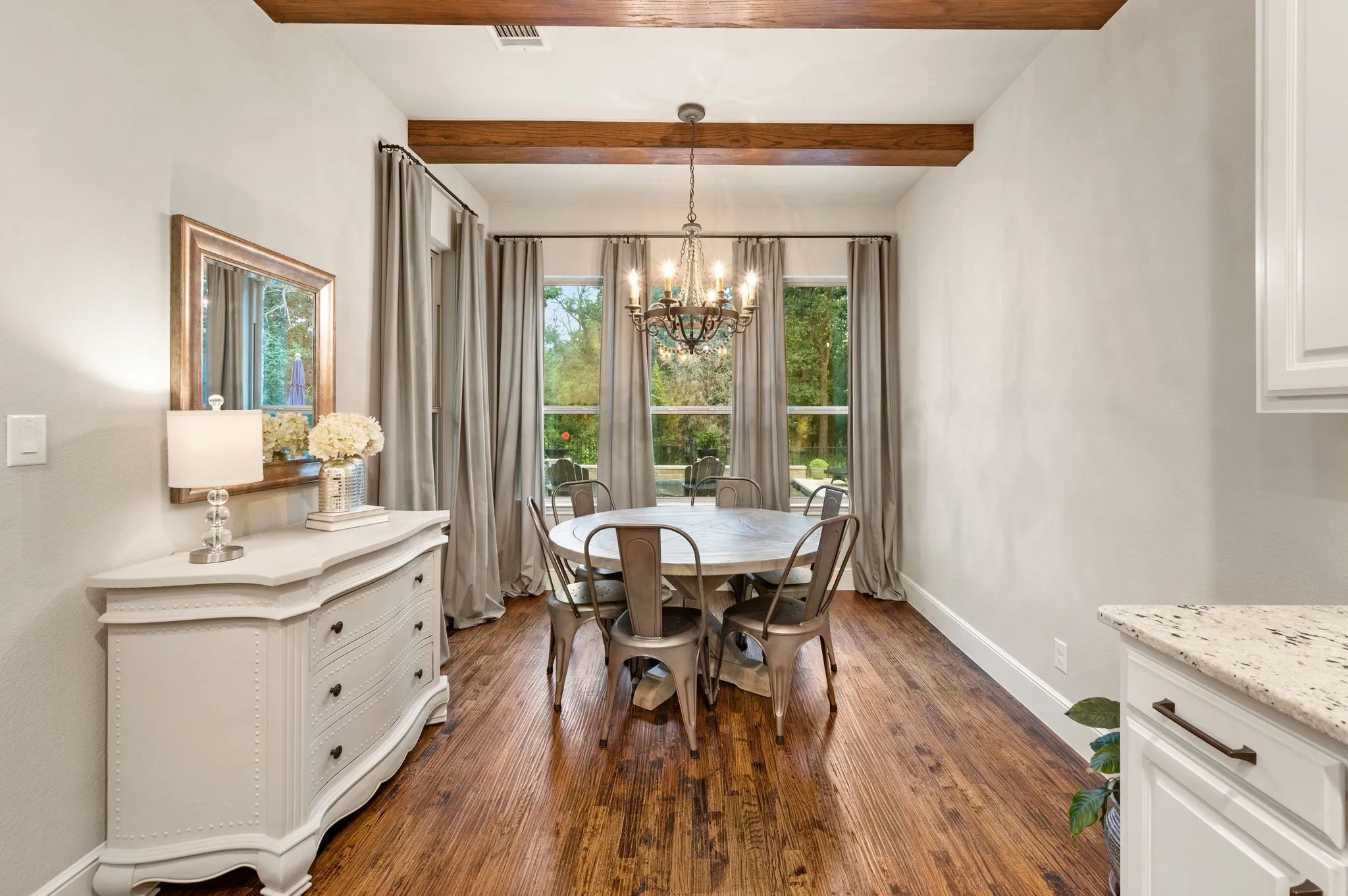 Single Family Residence For Sale in Denton County , 308 Boonesville Bend, Argyle, Texas 76226, 4 Bedroom, 3 Bathroom, 3 Garage spaces, 3,306 Sqft, built in 2014, mls#21260815, Real Estate Agent in Argyle, Homes For Sale in Denton county, Homes For Sale in Argyle, Realtor in Argyle Texas, Real Estate Brokerage Independent Realty Texas, Luminita Cordes Realtor