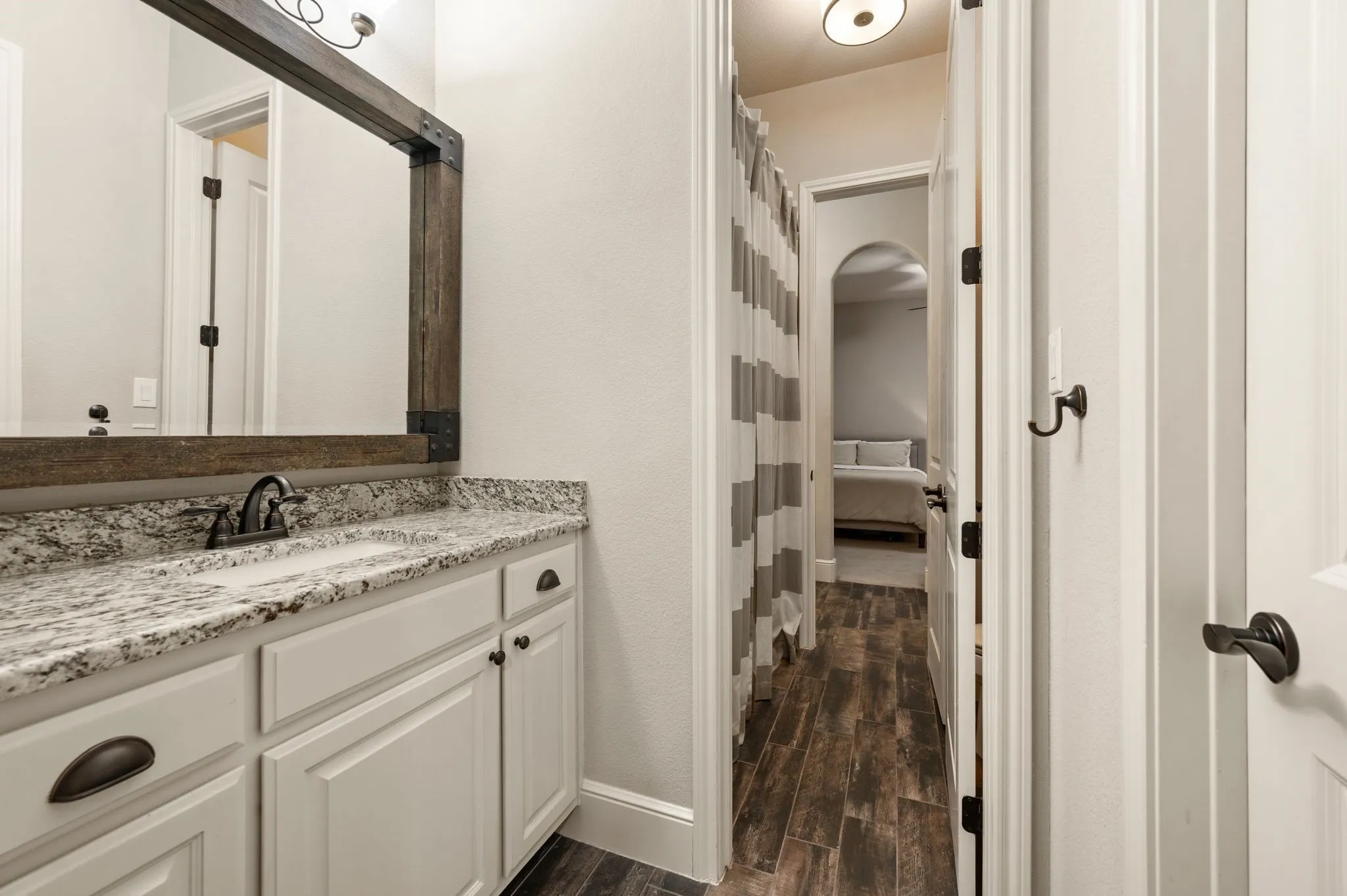 Single Family Residence For Sale in Denton County , 308 Boonesville Bend, Argyle, Texas 76226, 4 Bedroom, 3 Bathroom, 3 Garage spaces, 3,306 Sqft, built in 2014, mls#21260815, Real Estate Agent in Argyle, Homes For Sale in Denton county, Homes For Sale in Argyle, Realtor in Argyle Texas, Real Estate Brokerage Independent Realty Texas, Luminita Cordes Realtor