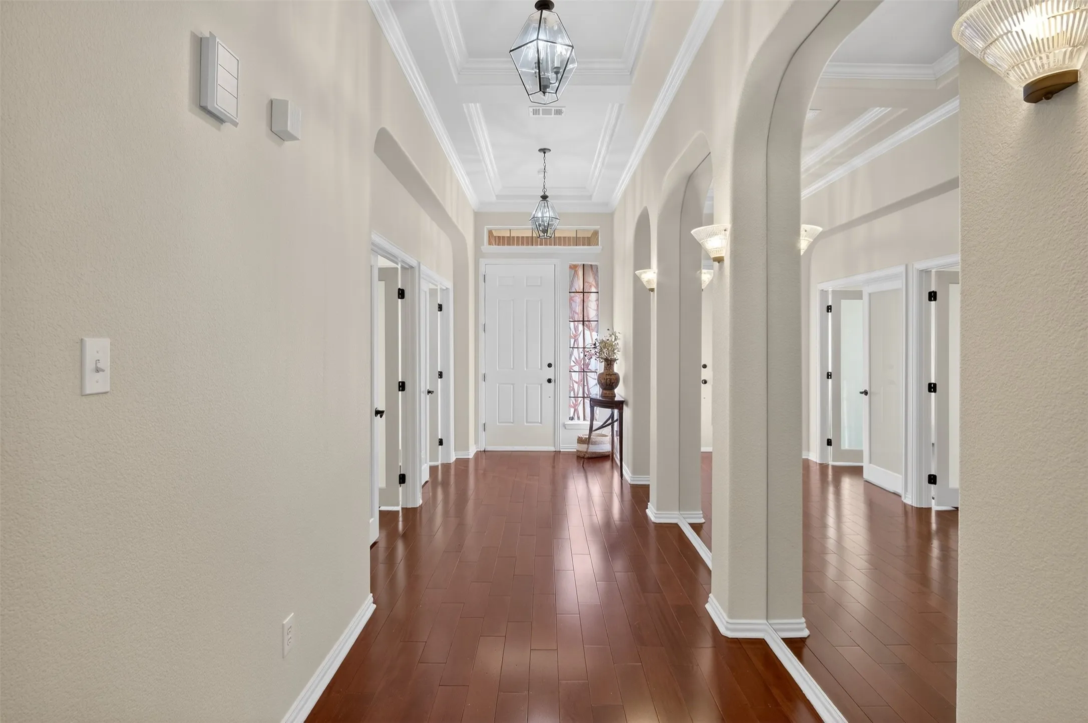 Single Family Residence For Sale in Dallas County , 1410 Oxbow Drive, Cedar Hill, Texas 75104, 4 Bedroom, 3 Bathroom, 2 Garage spaces, 3,253 Sqft, built in 2004, mls#21279690, Real Estate Agent in Cedar Hill, Homes For Sale in Dallas county, Homes For Sale in Cedar Hill, Realtor in Cedar Hill Texas, Real Estate Brokerage Independent Realty Texas, Luminita Cordes Realtor