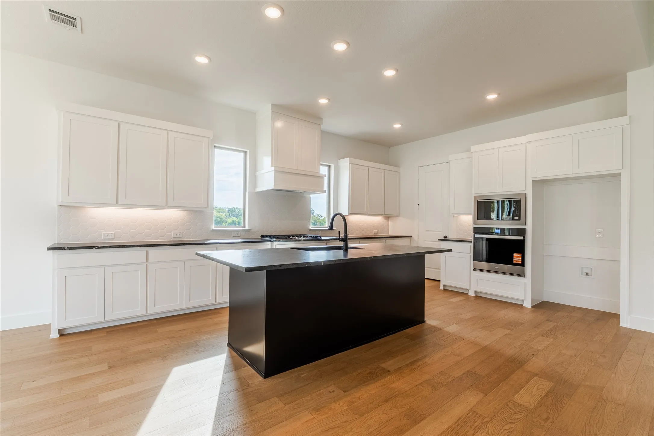 Single Family Residence For Sale in Denton County , 10021 Cresent Drive, Providence Village, Texas 76227, 4 Bedroom, 3 Bathroom, 2 Garage spaces, 3,884 Sqft, built in 2026, mls#21275353, Real Estate Agent in Providence Village, Homes For Sale in Denton county, Homes For Sale in Providence Village, Realtor in Providence Village Texas, Real Estate Brokerage Independent Realty Texas, Luminita Cordes Realtor