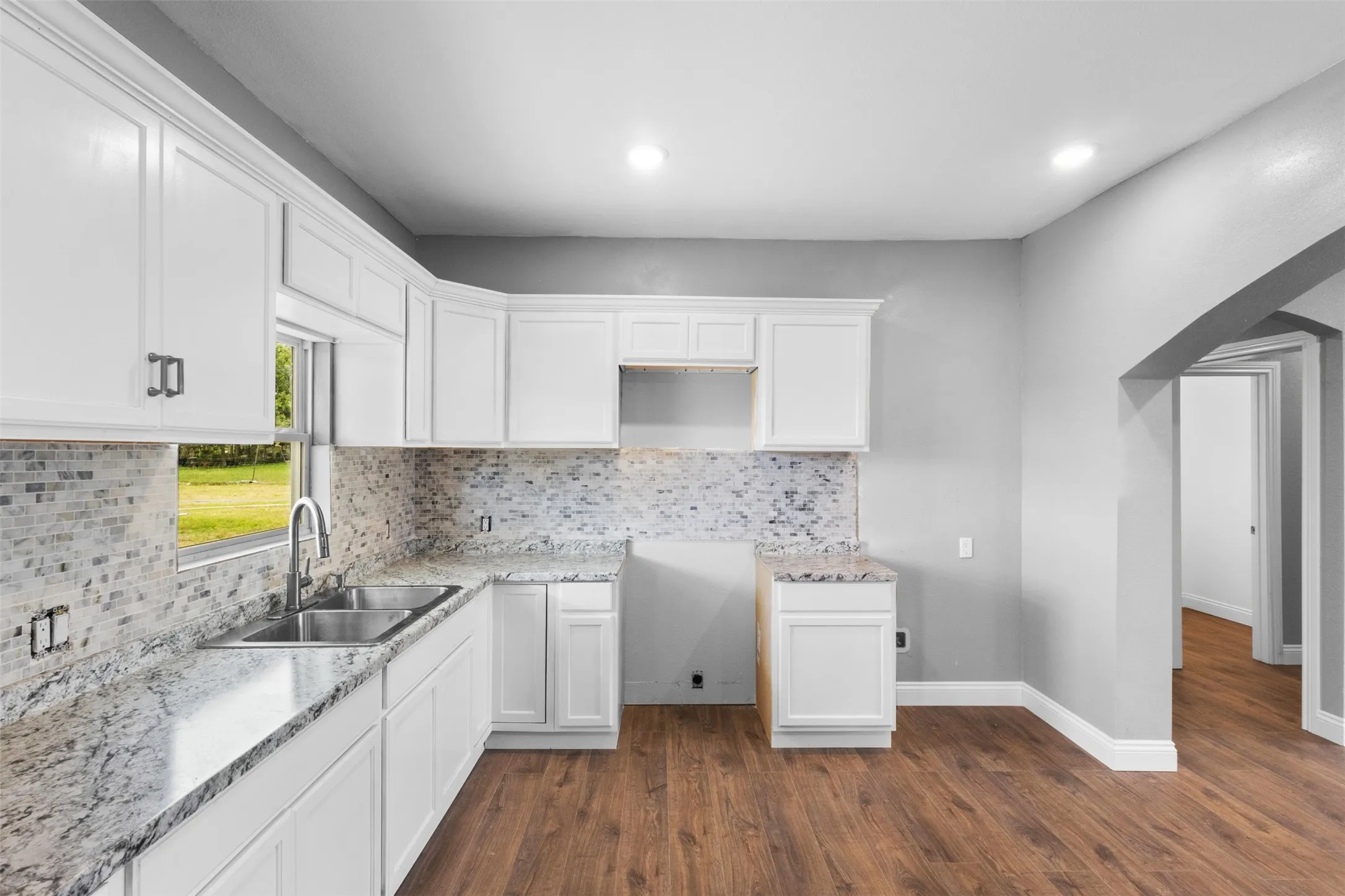 Single Family Residence For Sale in Navarro County , 7074 NE County Rd 1050, Rice, Texas 75155, 3 Bedroom, 2 Bathroom, 2 Garage spaces, 1,416 Sqft, built in 2026, mls#21279701, Real Estate Agent in Rice, Homes For Sale in Navarro county, Homes For Sale in Rice, Realtor in Rice Texas, Real Estate Brokerage Independent Realty Texas, Luminita Cordes Realtor