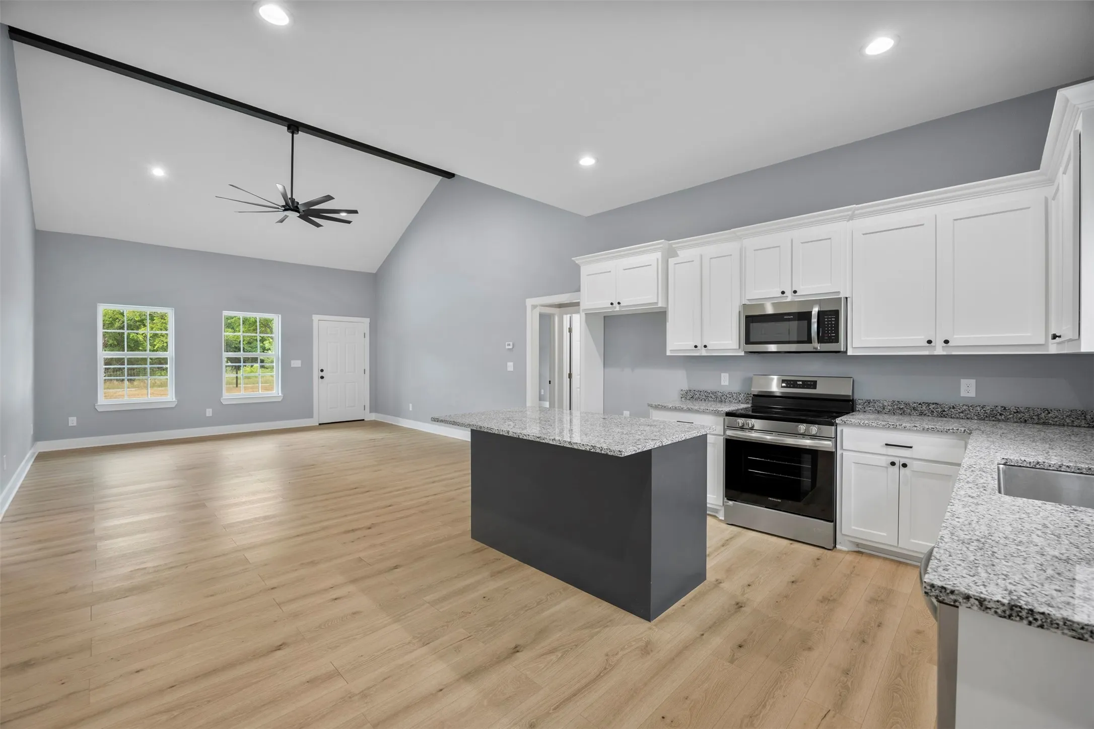 Single Family Residence For Sale in Ellis County , 141 Brazier Road, Ennis, Texas 75119, 3 Bedroom, 2 Bathroom, 2 Garage spaces, 1,543 Sqft, built in 2026, mls#21279145, Real Estate Agent in Ennis, Homes For Sale in Ellis county, Homes For Sale in Ennis, Realtor in Ennis Texas, Real Estate Brokerage Independent Realty Texas, Luminita Cordes Realtor