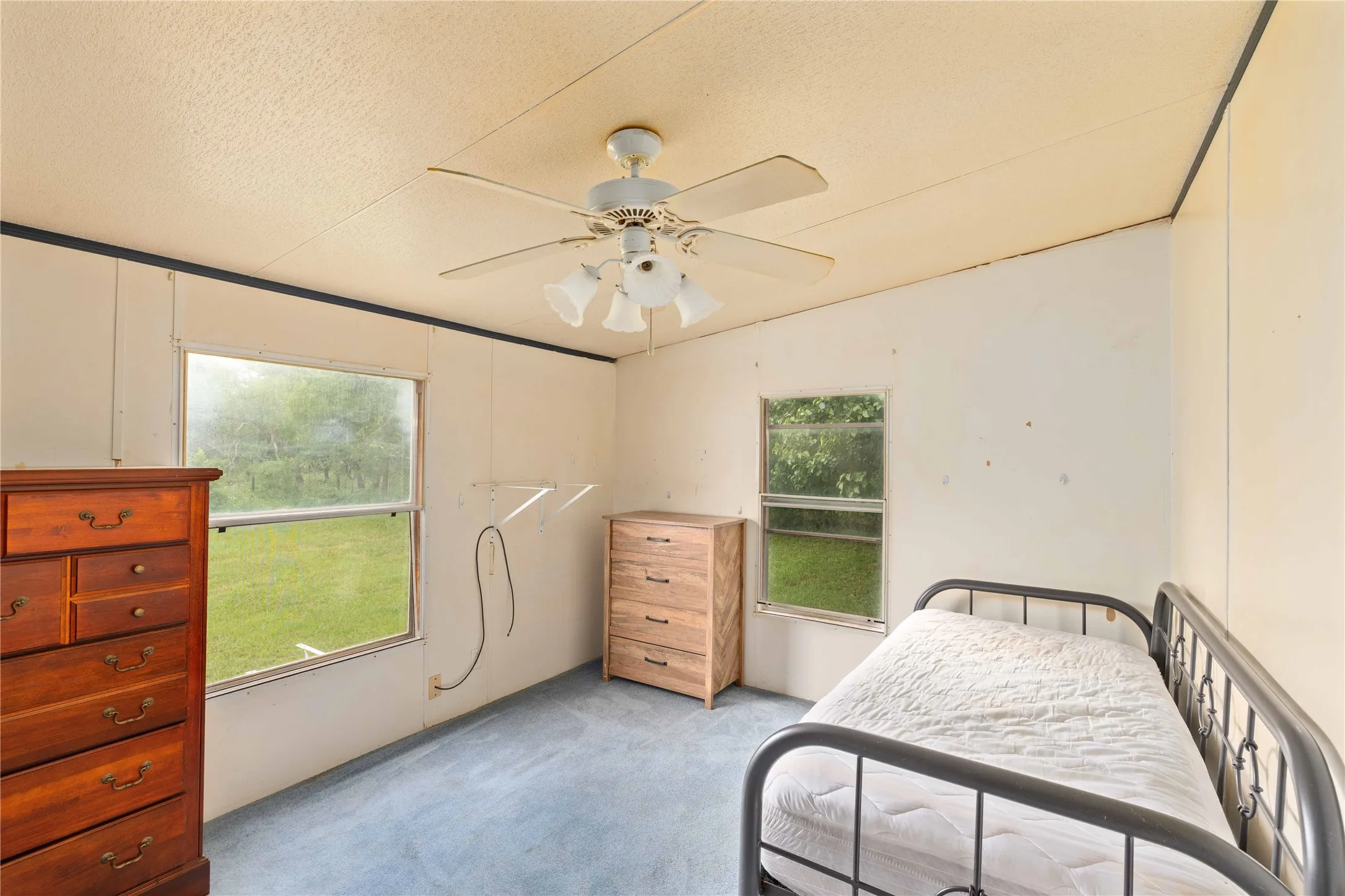 Single Family Residence For Sale in Brown County , 210 7th Street, Blanket, Texas 76432, 3 Bedroom, 2 Bathroom, Garage spaces, 1,926 Sqft, built in 1998, mls#21275507, Real Estate Agent in Blanket, Homes For Sale in Brown county, Homes For Sale in Blanket, Realtor in Blanket Texas, Real Estate Brokerage Independent Realty Texas, Luminita Cordes Realtor