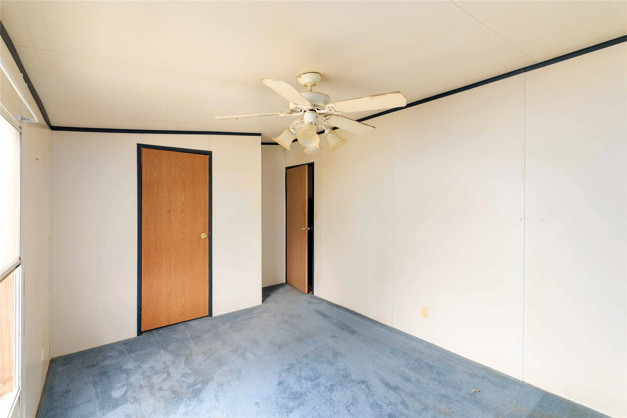 Single Family Residence For Sale in Brown County , 210 7th Street, Blanket, Texas 76432, 3 Bedroom, 2 Bathroom, Garage spaces, 1,926 Sqft, built in 1998, mls#21275507, Real Estate Agent in Blanket, Homes For Sale in Brown county, Homes For Sale in Blanket, Realtor in Blanket Texas, Real Estate Brokerage Independent Realty Texas, Luminita Cordes Realtor