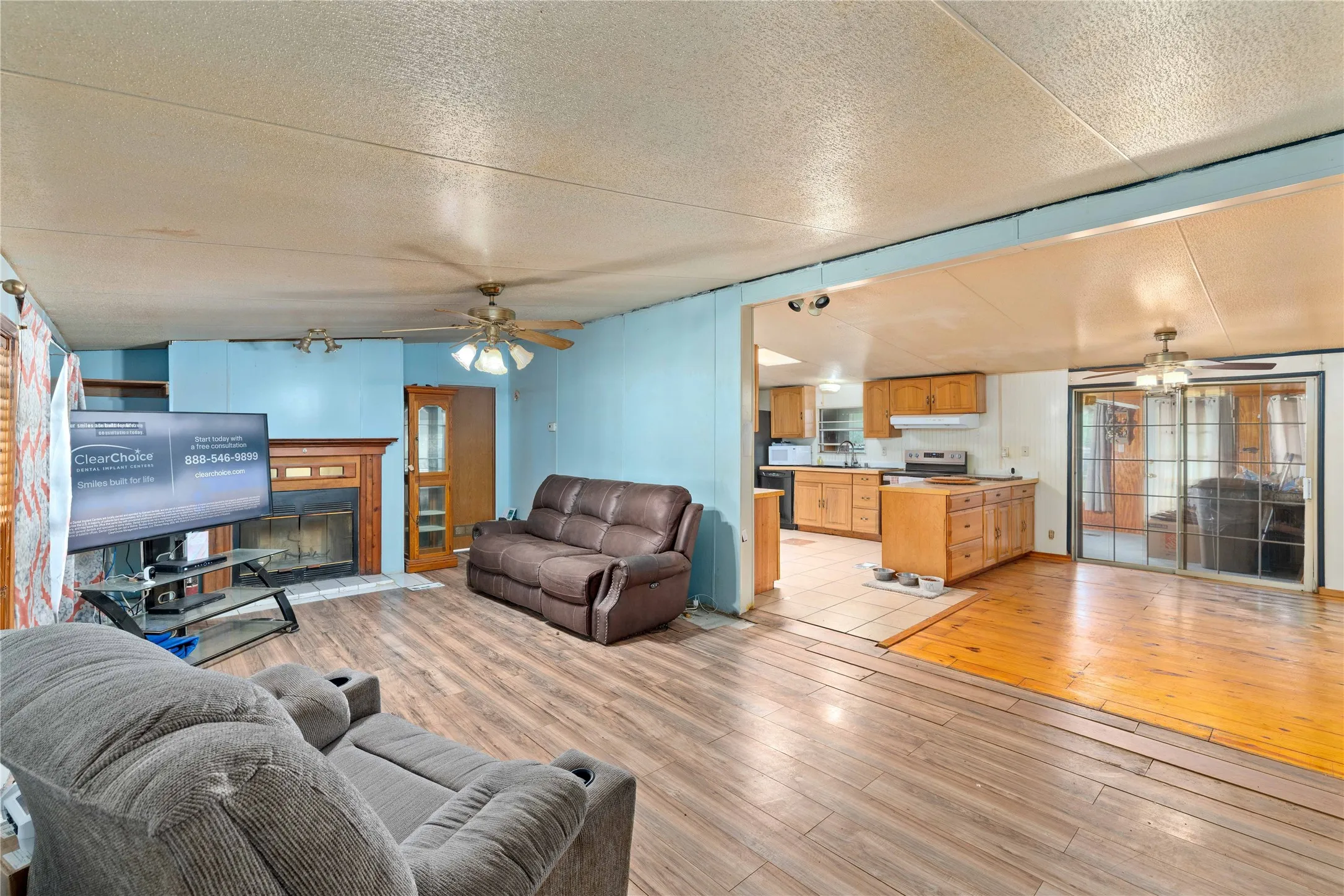 Single Family Residence For Sale in Brown County , 210 7th Street, Blanket, Texas 76432, 3 Bedroom, 2 Bathroom, Garage spaces, 1,926 Sqft, built in 1998, mls#21275507, Real Estate Agent in Blanket, Homes For Sale in Brown county, Homes For Sale in Blanket, Realtor in Blanket Texas, Real Estate Brokerage Independent Realty Texas, Luminita Cordes Realtor