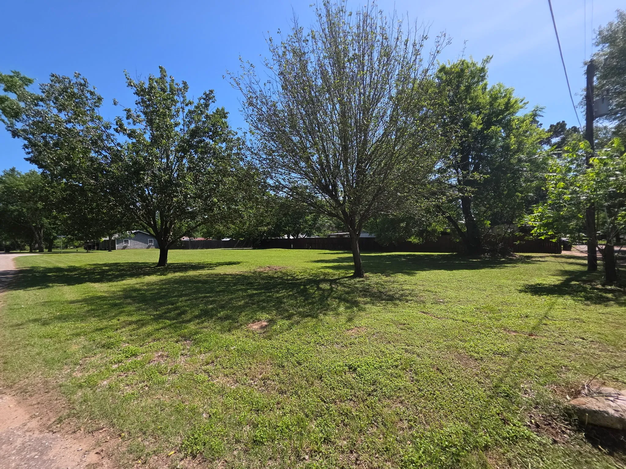 Unimproved Land For Sale in Freestone County , TBD Howard Street, Teague, Texas 75860, 0, 0, Garage spaces, 0 Sqft, built in 0, mls#21279749, Real Estate Agent in Teague, Homes For Sale in Freestone county, Homes For Sale in Teague, Realtor in Teague Texas, Real Estate Brokerage Independent Realty Texas, Luminita Cordes Realtor