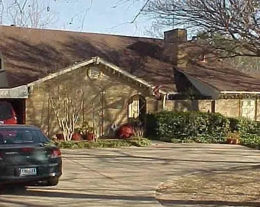Single Family Residence For Sale in Dallas County , 6615 Lyndon B Johnson Freeway, Dallas, Texas 75240, 4 Bedroom, 3 Bathroom, Garage spaces, 3,142 Sqft, built in 1967, mls#21272782, Real Estate Agent in Dallas, Homes For Sale in Dallas county, Homes For Sale in Dallas, Realtor in Dallas Texas, Real Estate Brokerage Independent Realty Texas, Luminita Cordes Realtor