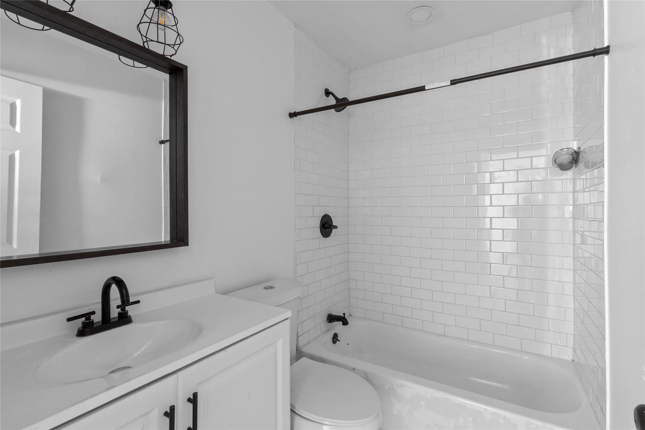 For Sale in Navarro County , 212 N 19th Street, Corsicana, Texas 75110, 12 Bedrooms, 6 Bathrooms, Garage spaces, 0 Sqft, built in 1940, Price $523,000, mls#21279735, Real Estate Agent in Corsicana, Homes For Sale in Navarro county, Homes For Sale in Corsicana, Realtor in Corsicana Texas, Real Estate Brokerage Independent Realty Texas, Luminita Cordes Realtor