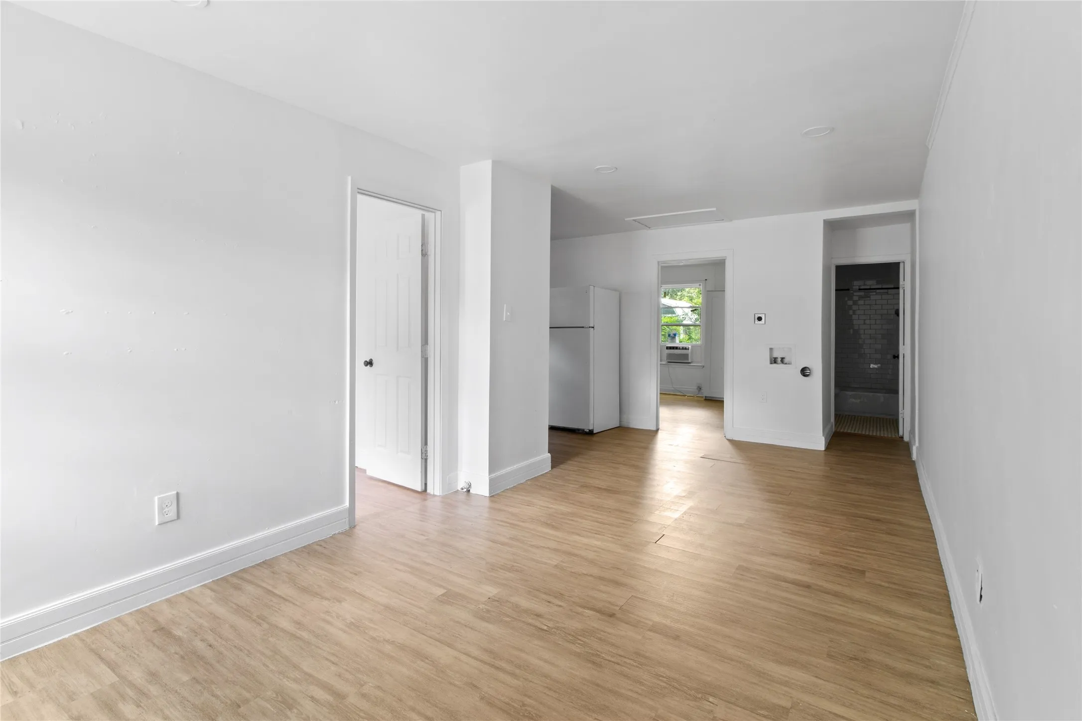 For Sale in Navarro County , 212 N 19th Street, Corsicana, Texas 75110, 12 Bedrooms, 6 Bathrooms, Garage spaces, 0 Sqft, built in 1940, Price $523,000, mls#21279735, Real Estate Agent in Corsicana, Homes For Sale in Navarro county, Homes For Sale in Corsicana, Realtor in Corsicana Texas, Real Estate Brokerage Independent Realty Texas, Luminita Cordes Realtor