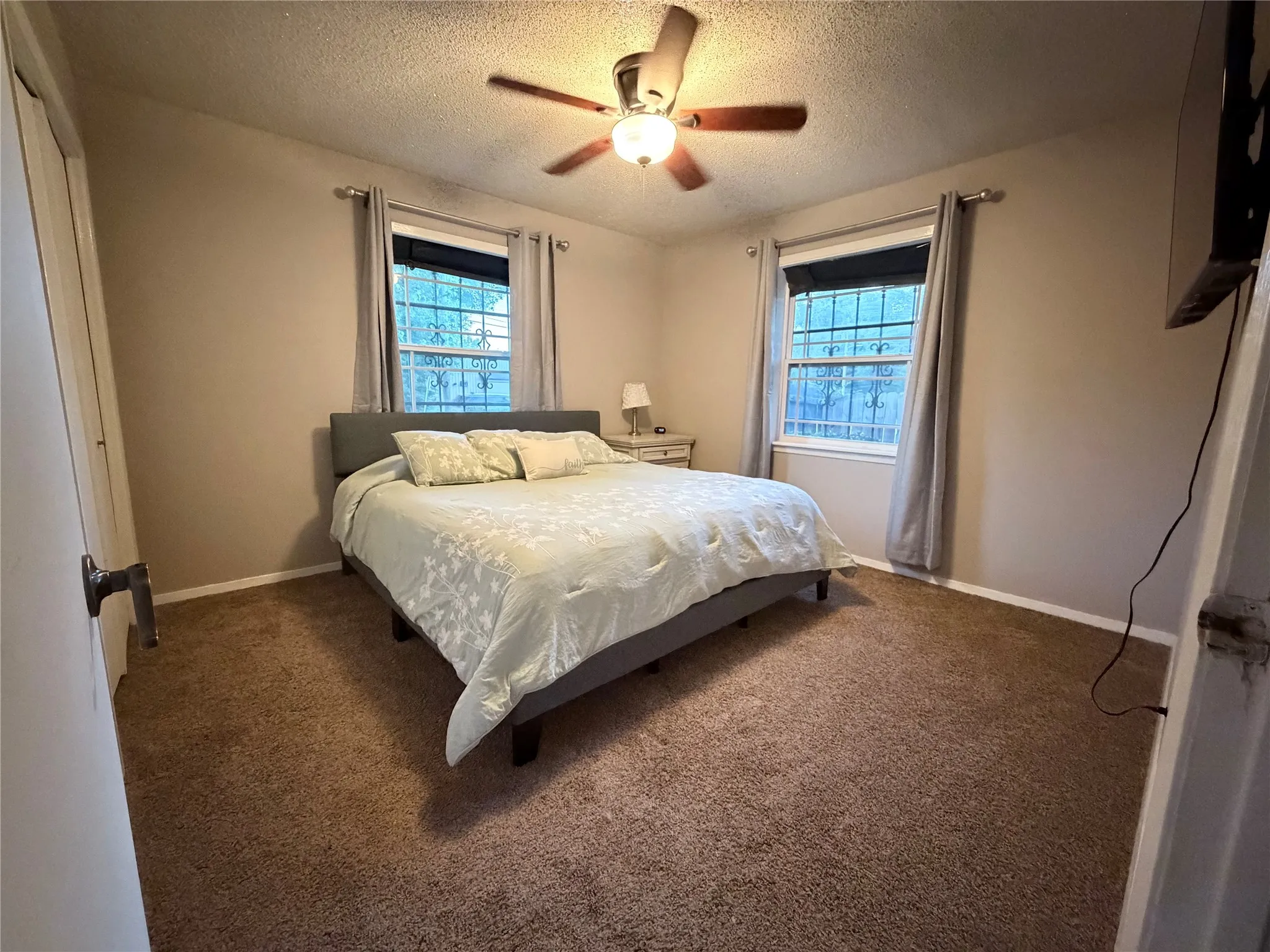 Single Family Residence For Sale in Camp County , 404 Montgomery Street, Pittsburg, Texas 75686, 4 Bedroom, 2 Bathroom, Garage spaces, 2,064 Sqft, built in 1975, mls#21277300, Real Estate Agent in Pittsburg, Homes For Sale in Camp county, Homes For Sale in Pittsburg, Realtor in Pittsburg Texas, Real Estate Brokerage Independent Realty Texas, Luminita Cordes Realtor