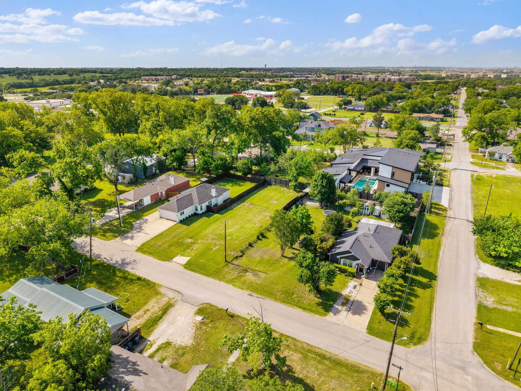 Improved Land For Sale in Collin County , 405 E Maple Street, Celina, Texas 75009, 0, 0, Garage spaces, 0 Sqft, built in 1996, Price $250,000, mls#21256033, Real Estate Agent in Celina, Homes For Sale in Collin county, Homes For Sale in Celina, Realtor in Celina Texas, Real Estate Brokerage Independent Realty Texas, Luminita Cordes Realtor