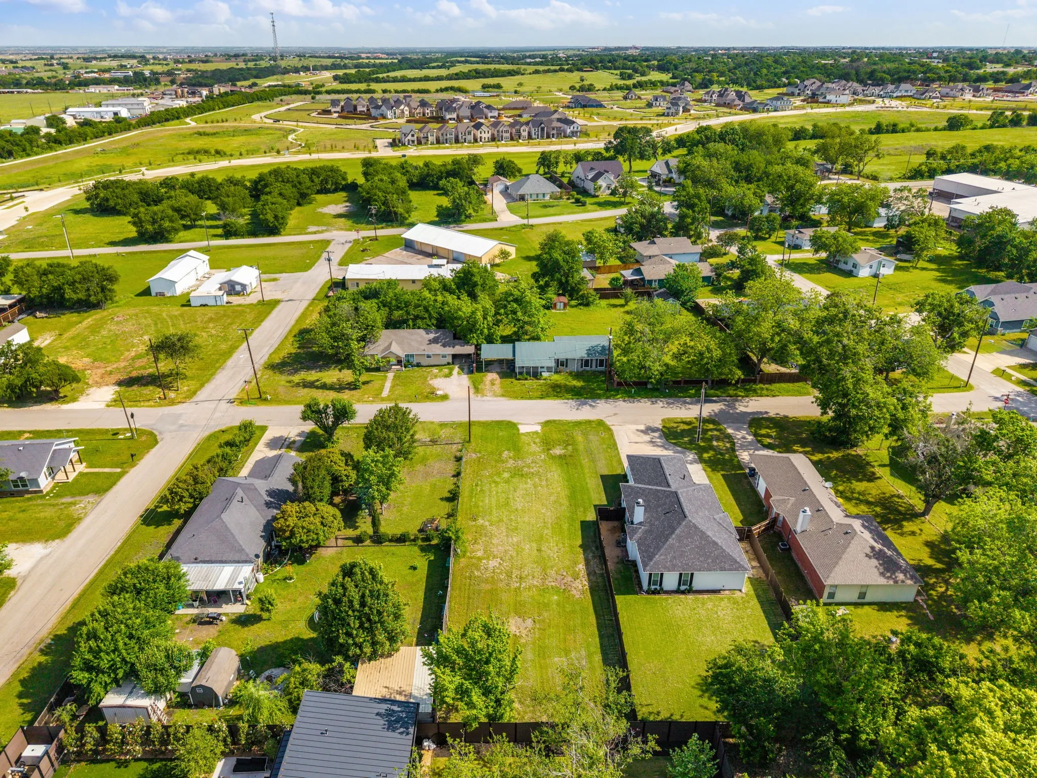 Improved Land For Sale in Collin County , 405 E Maple Street, Celina, Texas 75009, 0, 0, Garage spaces, 0 Sqft, built in 1996, Price $250,000, mls#21256033, Real Estate Agent in Celina, Homes For Sale in Collin county, Homes For Sale in Celina, Realtor in Celina Texas, Real Estate Brokerage Independent Realty Texas, Luminita Cordes Realtor