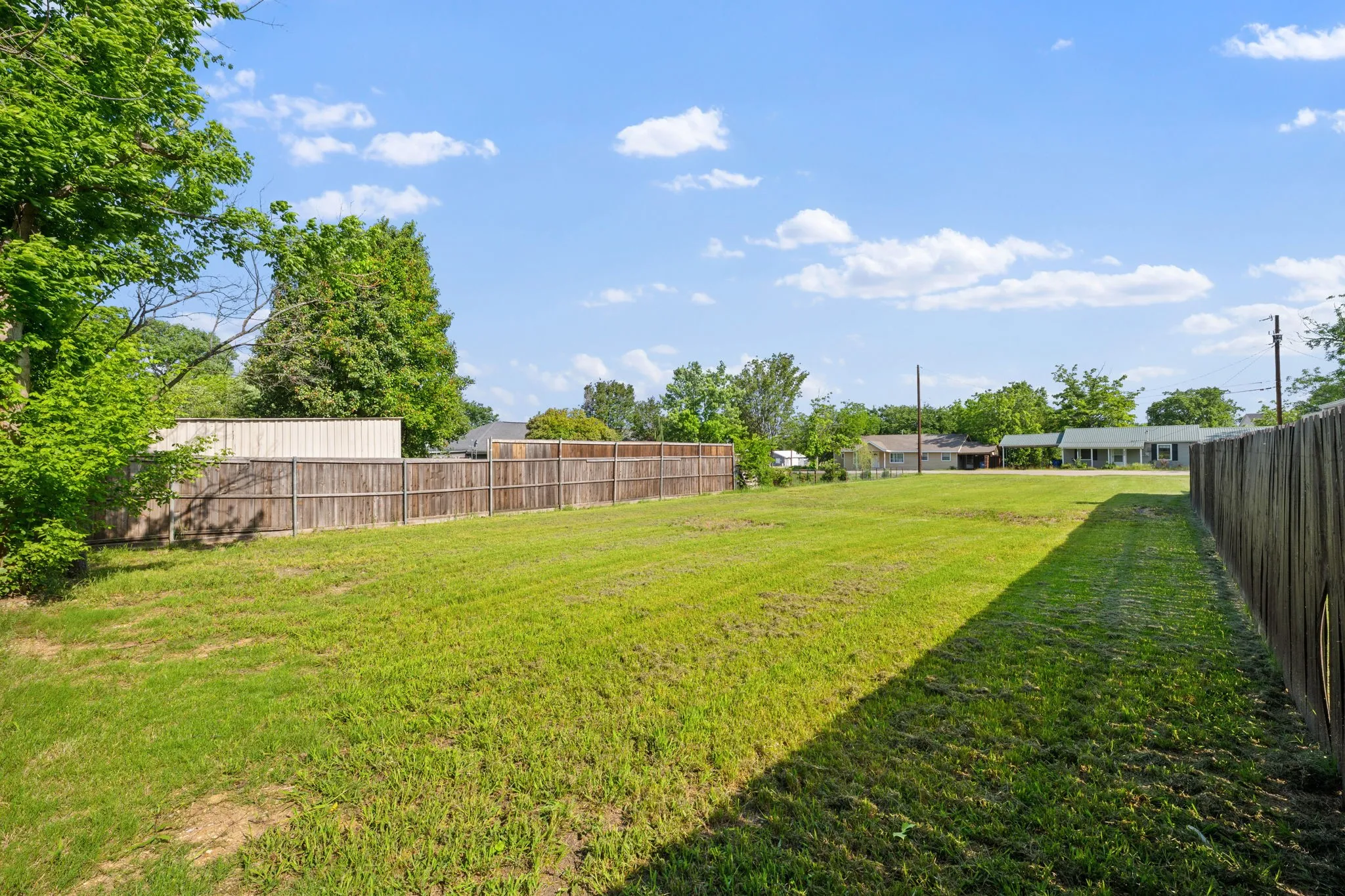 Improved Land For Sale in Collin County , 405 E Maple Street, Celina, Texas 75009, 0, 0, Garage spaces, 0 Sqft, built in 1996, Price $250,000, mls#21256033, Real Estate Agent in Celina, Homes For Sale in Collin county, Homes For Sale in Celina, Realtor in Celina Texas, Real Estate Brokerage Independent Realty Texas, Luminita Cordes Realtor