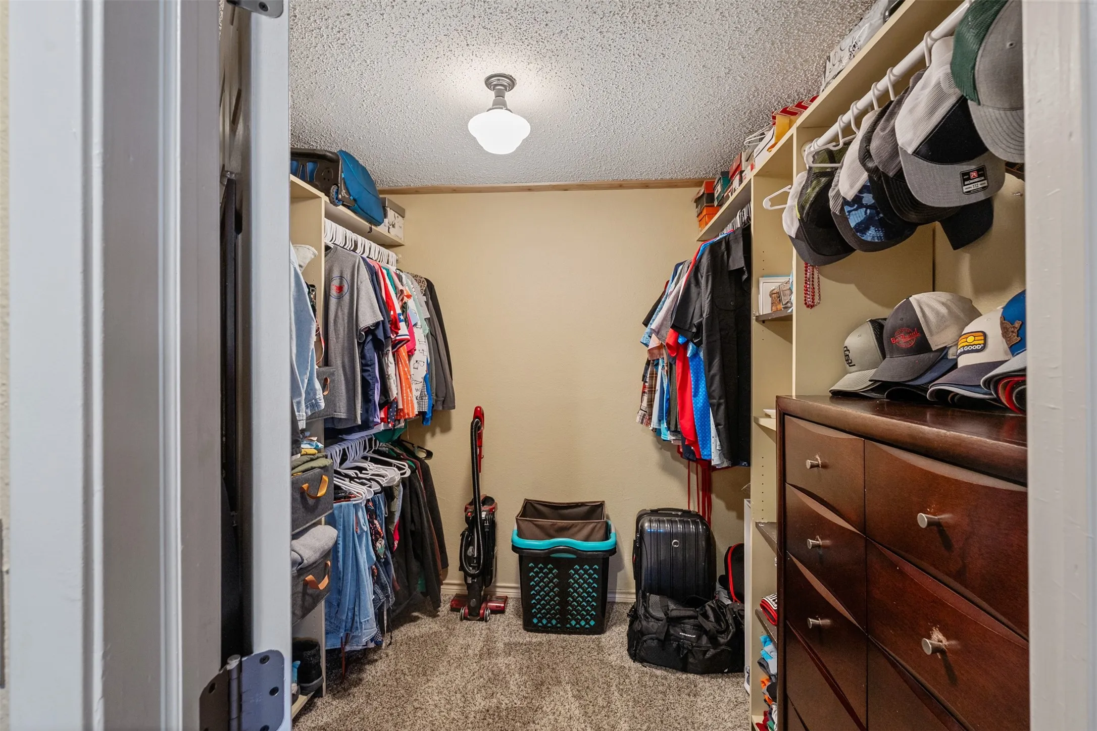 Single Family Residence For Sale in Henderson County , 243 Autumn Wood Trail, Gun Barrel City, Texas 75156, 5 Bedroom, 4 Bathroom, Garage spaces, 2,960 Sqft, built in 0, mls#21279806, Real Estate Agent in Gun Barrel City, Homes For Sale in Henderson county, Homes For Sale in Gun Barrel City, Realtor in Gun Barrel City Texas, Real Estate Brokerage Independent Realty Texas, Luminita Cordes Realtor