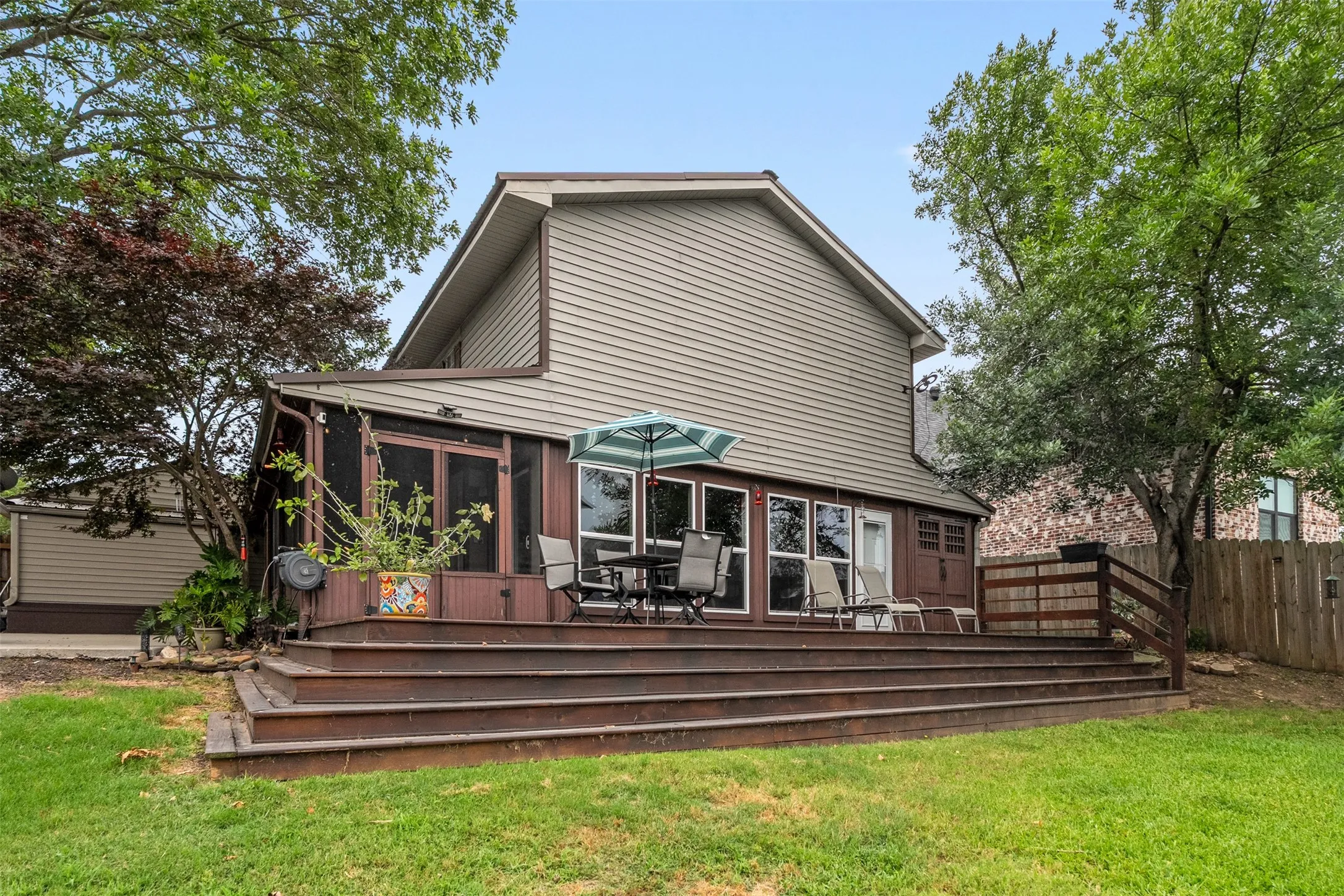 Single Family Residence For Sale in Henderson County , 243 Autumn Wood Trail, Gun Barrel City, Texas 75156, 5 Bedroom, 4 Bathroom, Garage spaces, 2,960 Sqft, built in 0, mls#21279806, Real Estate Agent in Gun Barrel City, Homes For Sale in Henderson county, Homes For Sale in Gun Barrel City, Realtor in Gun Barrel City Texas, Real Estate Brokerage Independent Realty Texas, Luminita Cordes Realtor