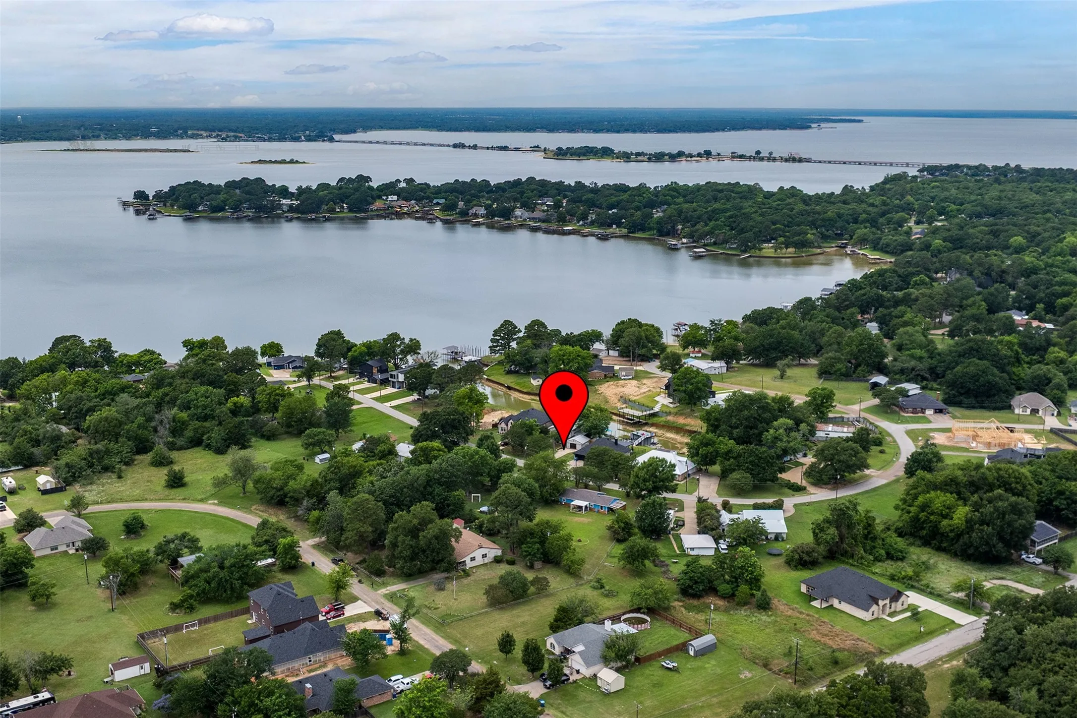 Single Family Residence For Sale in Henderson County , 243 Autumn Wood Trail, Gun Barrel City, Texas 75156, 5 Bedroom, 4 Bathroom, Garage spaces, 2,960 Sqft, built in 0, mls#21279806, Real Estate Agent in Gun Barrel City, Homes For Sale in Henderson county, Homes For Sale in Gun Barrel City, Realtor in Gun Barrel City Texas, Real Estate Brokerage Independent Realty Texas, Luminita Cordes Realtor