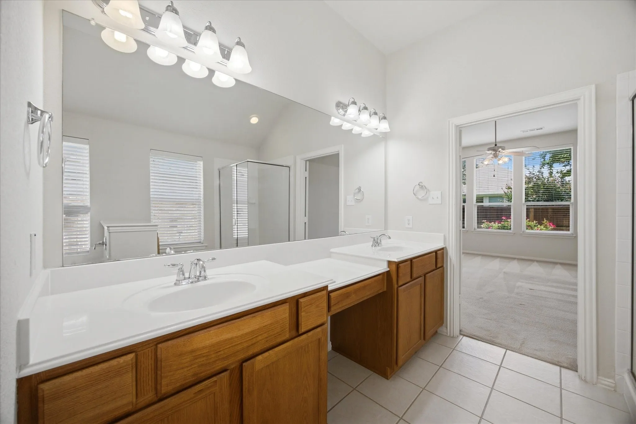 Single Family Residence For Sale in Kaufman County , 2011 Eagle Lake Drive, Forney, Texas 75126, 3 Bedroom, 3 Bathroom, 2 Garage spaces, 2,272 Sqft, built in 2010, mls#21279820, Real Estate Agent in Forney, Homes For Sale in Kaufman county, Homes For Sale in Forney, Realtor in Forney Texas, Real Estate Brokerage Independent Realty Texas, Luminita Cordes Realtor