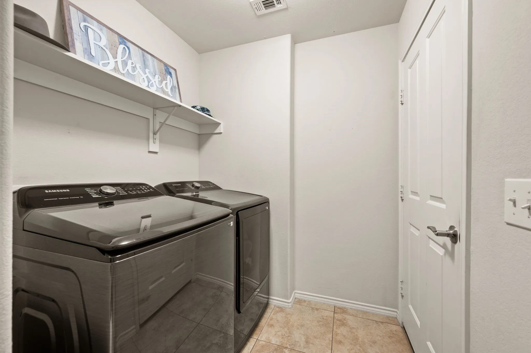 Single Family Residence For Sale in Denton County , 7422 Sage Valley Lane, Frisco, Texas 75036, 2 Bedroom, 2 Bathroom, 2 Garage spaces, 1,177 Sqft, built in 2013, mls#21270958, Real Estate Agent in Frisco, Homes For Sale in Denton county, Homes For Sale in Frisco, Realtor in Frisco Texas, Real Estate Brokerage Independent Realty Texas, Luminita Cordes Realtor