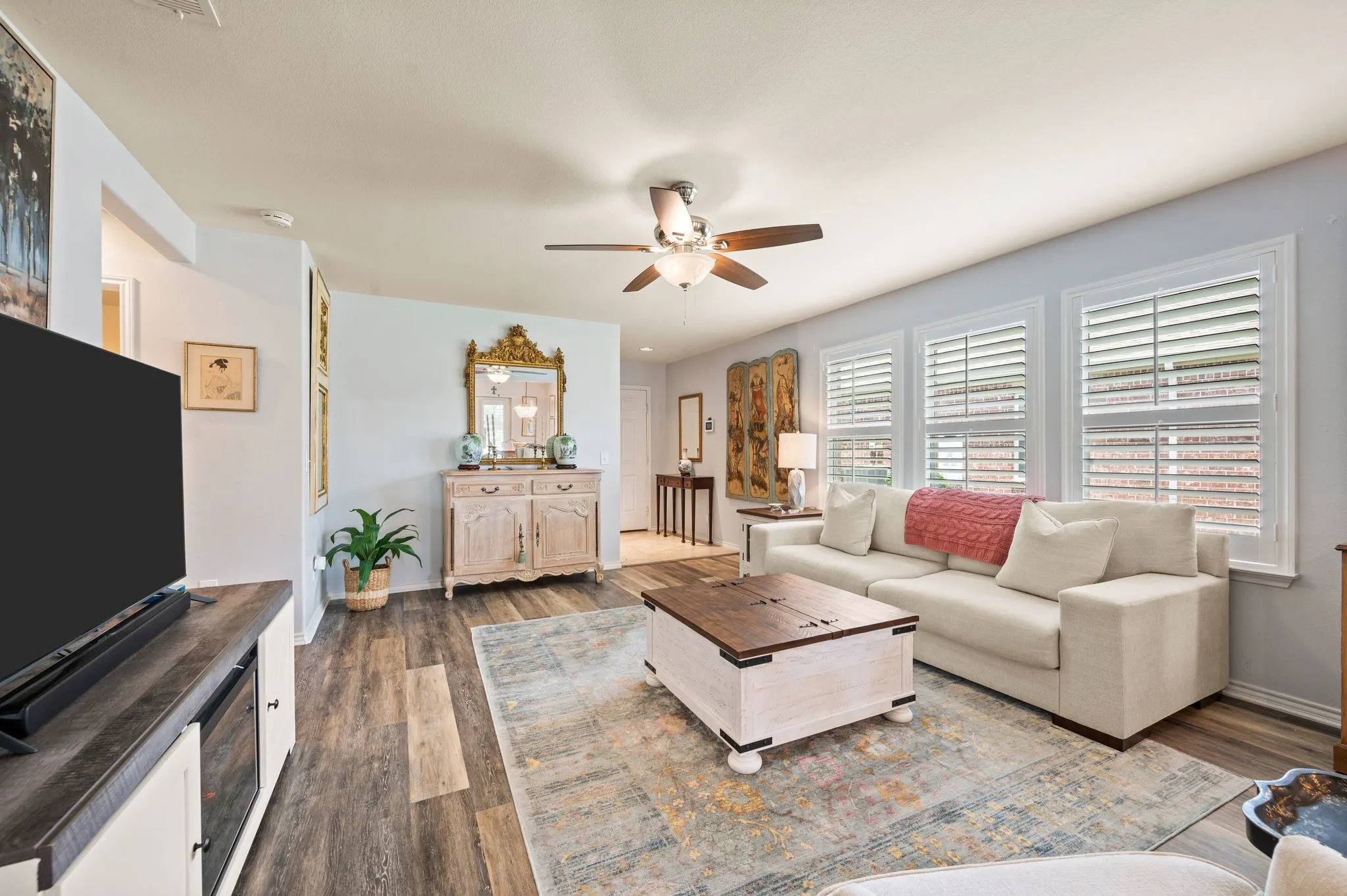Large Gathering Room