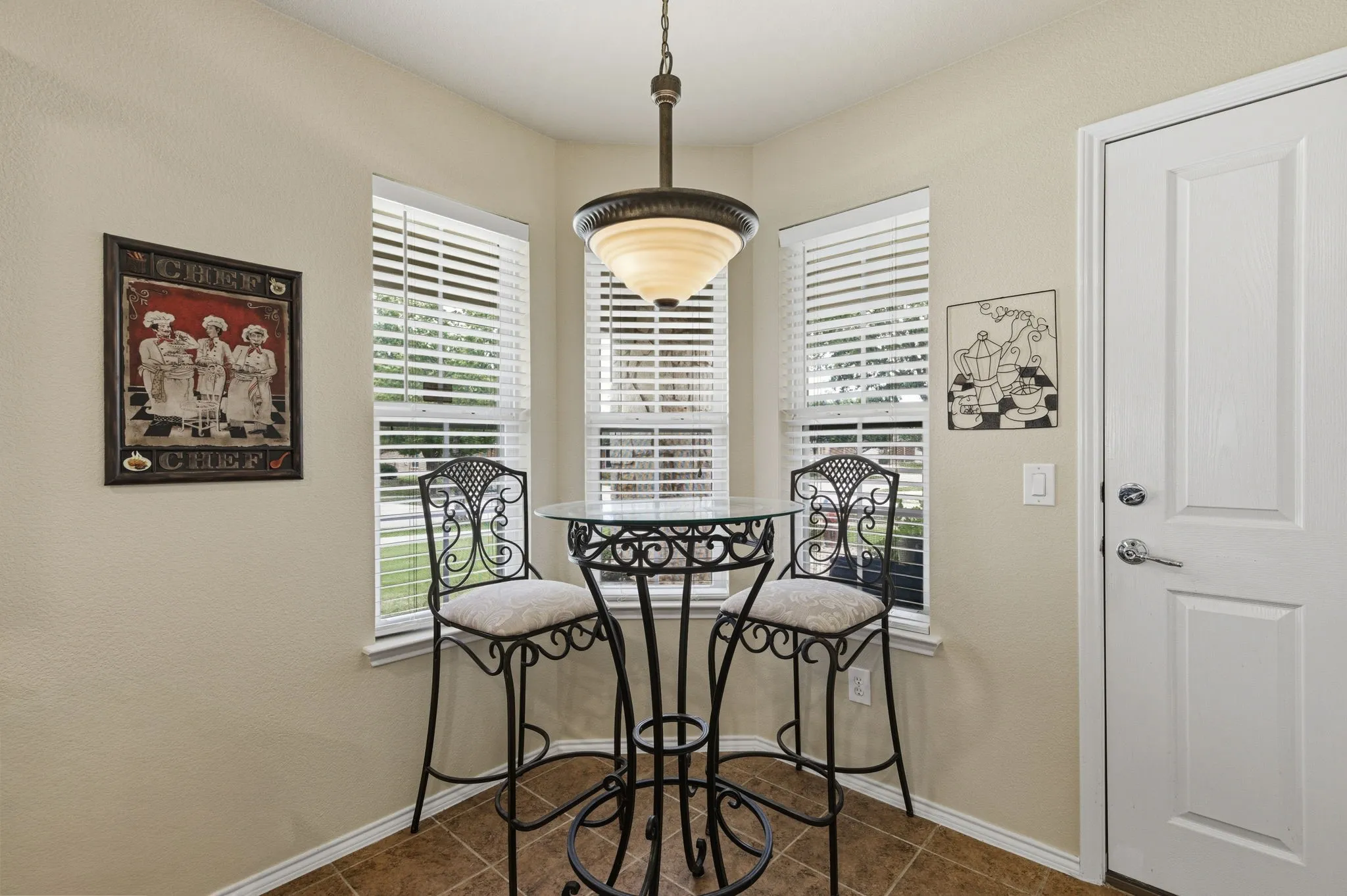 Single Family Residence For Sale in Denton County , 7975 Estancia Drive, Frisco, Texas 75036, 3 Bedroom, 2 Bathroom, 2 Garage spaces, 1,467 Sqft, built in 2010, mls#21272028, Real Estate Agent in Frisco, Homes For Sale in Denton county, Homes For Sale in Frisco, Realtor in Frisco Texas, Real Estate Brokerage Independent Realty Texas, Luminita Cordes Realtor