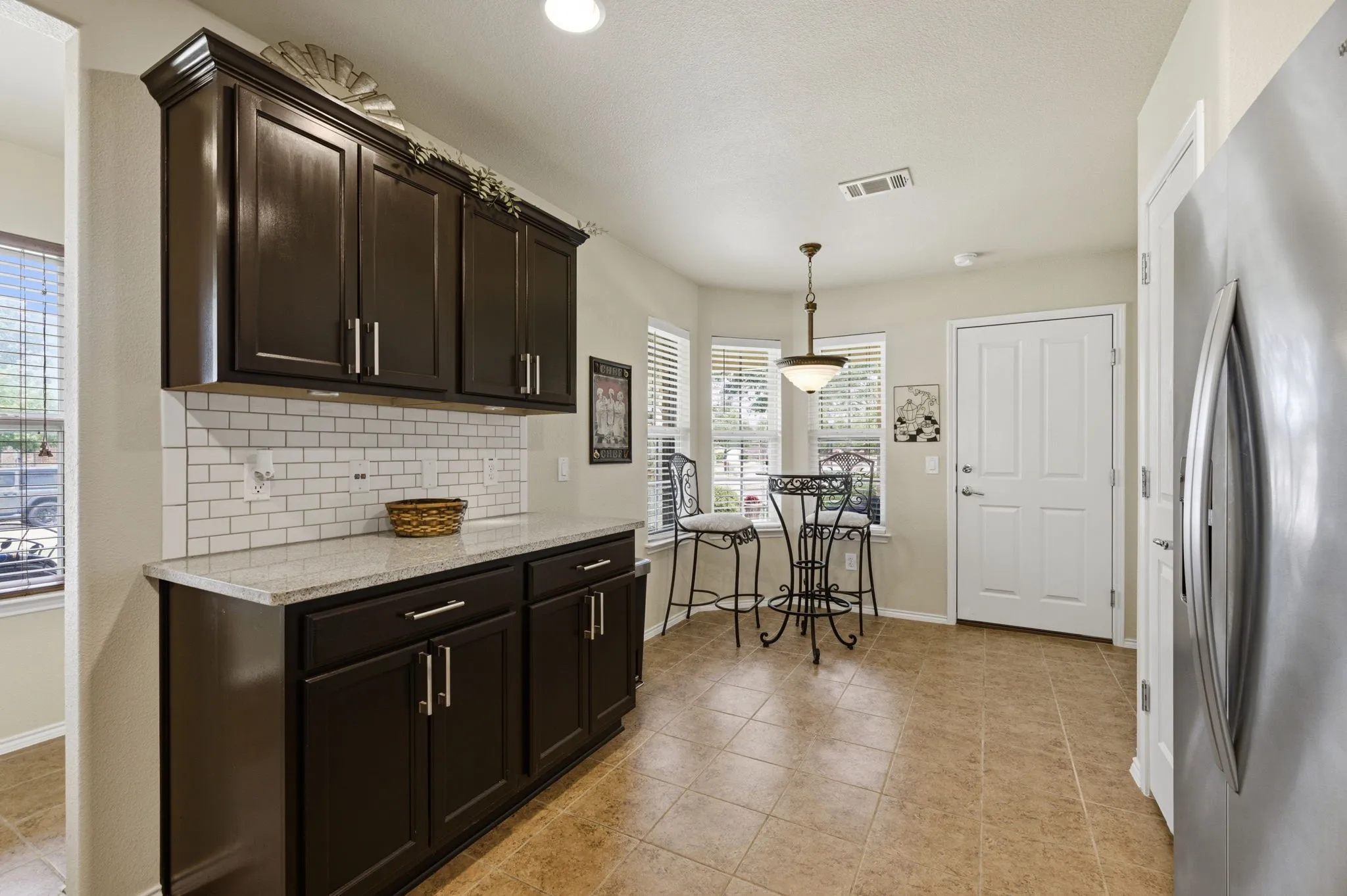Single Family Residence For Sale in Denton County , 7975 Estancia Drive, Frisco, Texas 75036, 3 Bedroom, 2 Bathroom, 2 Garage spaces, 1,467 Sqft, built in 2010, mls#21272028, Real Estate Agent in Frisco, Homes For Sale in Denton county, Homes For Sale in Frisco, Realtor in Frisco Texas, Real Estate Brokerage Independent Realty Texas, Luminita Cordes Realtor