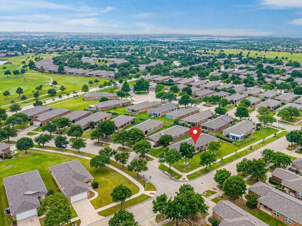 Single Family Residence For Sale in Denton County , 7975 Estancia Drive, Frisco, Texas 75036, 3 Bedroom, 2 Bathroom, 2 Garage spaces, 1,467 Sqft, built in 2010, mls#21272028, Real Estate Agent in Frisco, Homes For Sale in Denton county, Homes For Sale in Frisco, Realtor in Frisco Texas, Real Estate Brokerage Independent Realty Texas, Luminita Cordes Realtor