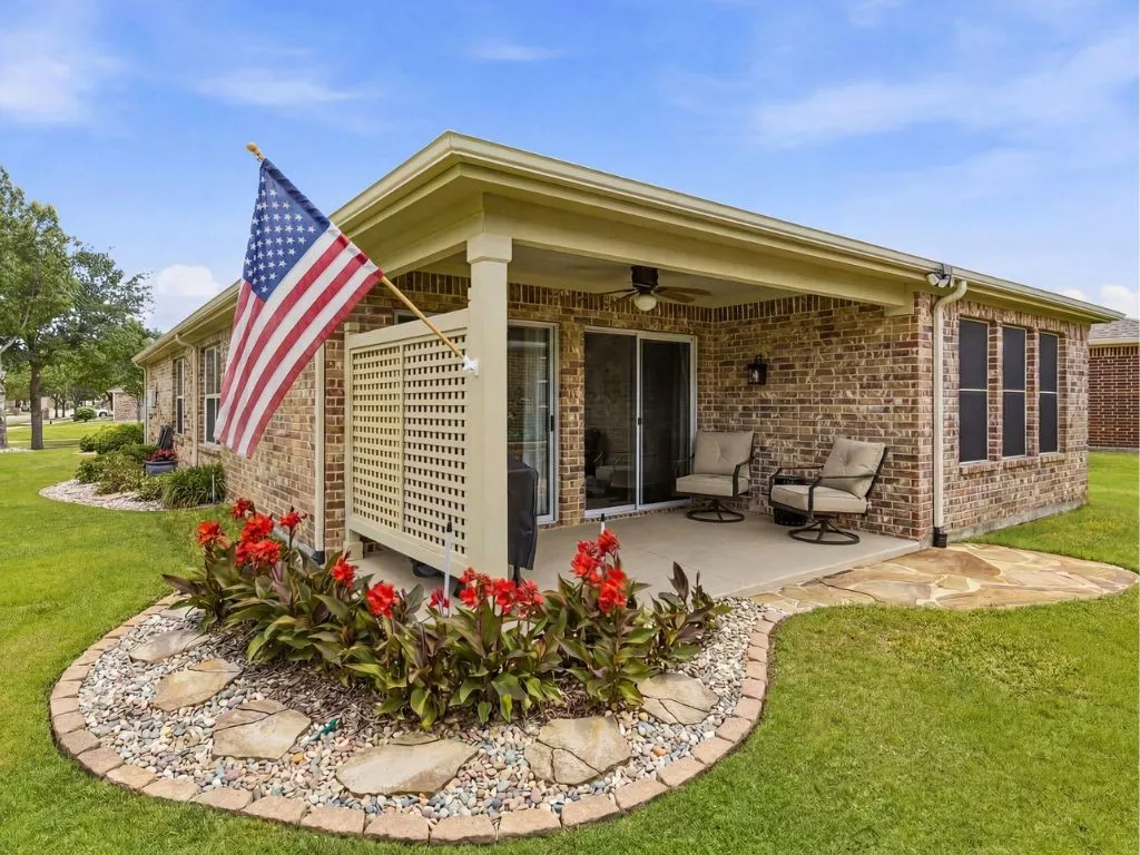 Single Family Residence For Sale in Denton County , 7975 Estancia Drive, Frisco, Texas 75036, 3 Bedroom, 2 Bathroom, 2 Garage spaces, 1,467 Sqft, built in 2010, mls#21272028, Real Estate Agent in Frisco, Homes For Sale in Denton county, Homes For Sale in Frisco, Realtor in Frisco Texas, Real Estate Brokerage Independent Realty Texas, Luminita Cordes Realtor