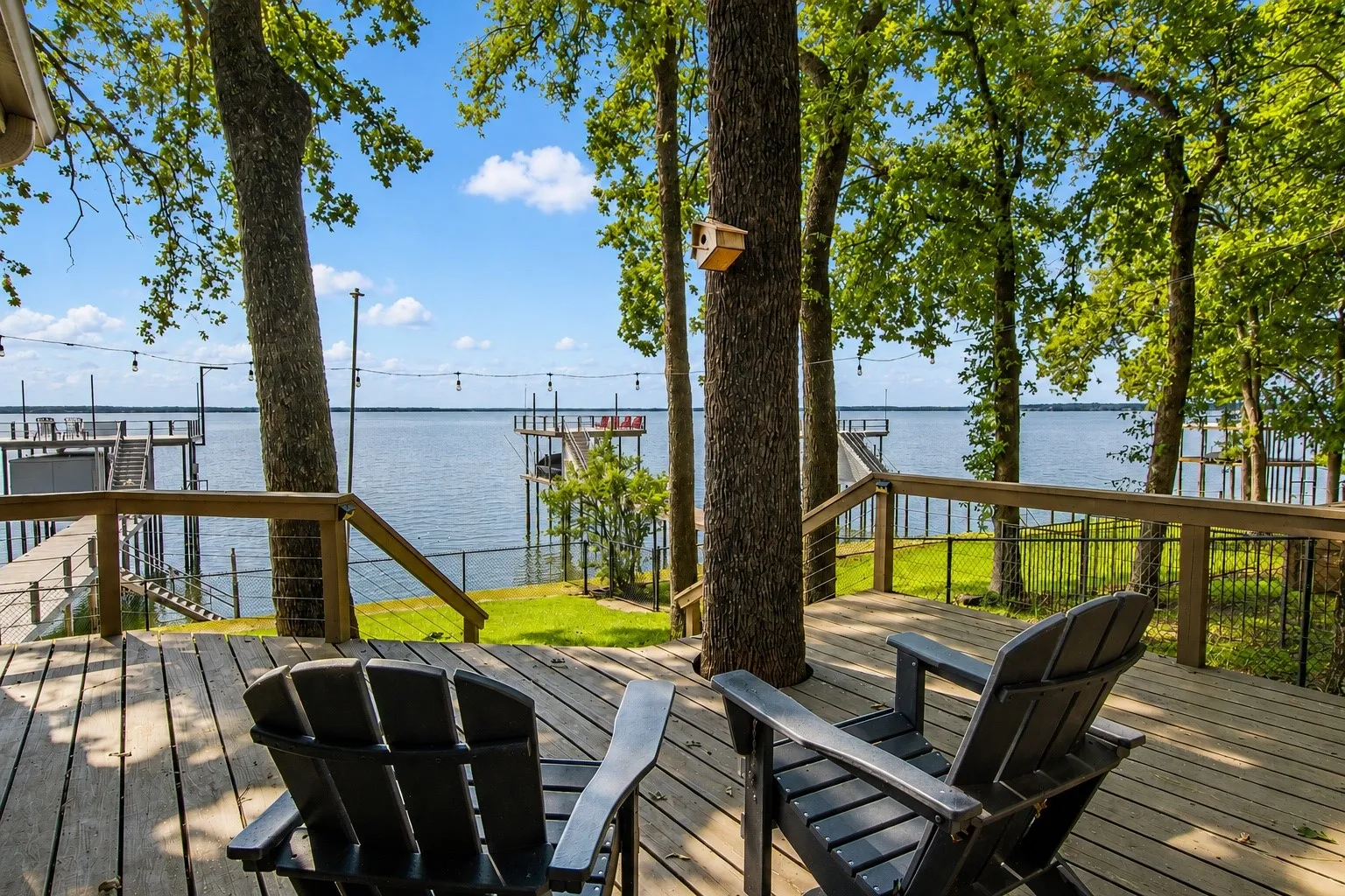 Single Family Residence For Sale in Henderson County , 247 Admiral Drive, Gun Barrel City, Texas 75156, 3 Bedroom, 2 Bathroom, Garage spaces, 1,535 Sqft, built in 1984, mls#21277723, Real Estate Agent in Gun Barrel City, Homes For Sale in Henderson county, Homes For Sale in Gun Barrel City, Realtor in Gun Barrel City Texas, Real Estate Brokerage Independent Realty Texas, Luminita Cordes Realtor