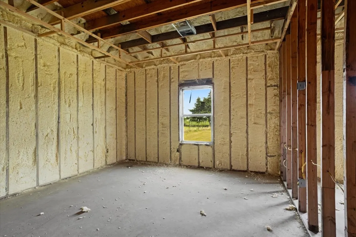 Single Family Residence For Sale in Fannin County , 2463 County Road, Savoy, Texas 75479, 7 Bedroom, 3 Bathroom, 2 Garage spaces, 4,637 Sqft, built in 2021, mls#21279835, Real Estate Agent in Savoy, Homes For Sale in Fannin county, Homes For Sale in Savoy, Realtor in Savoy Texas, Real Estate Brokerage Independent Realty Texas, Luminita Cordes Realtor
