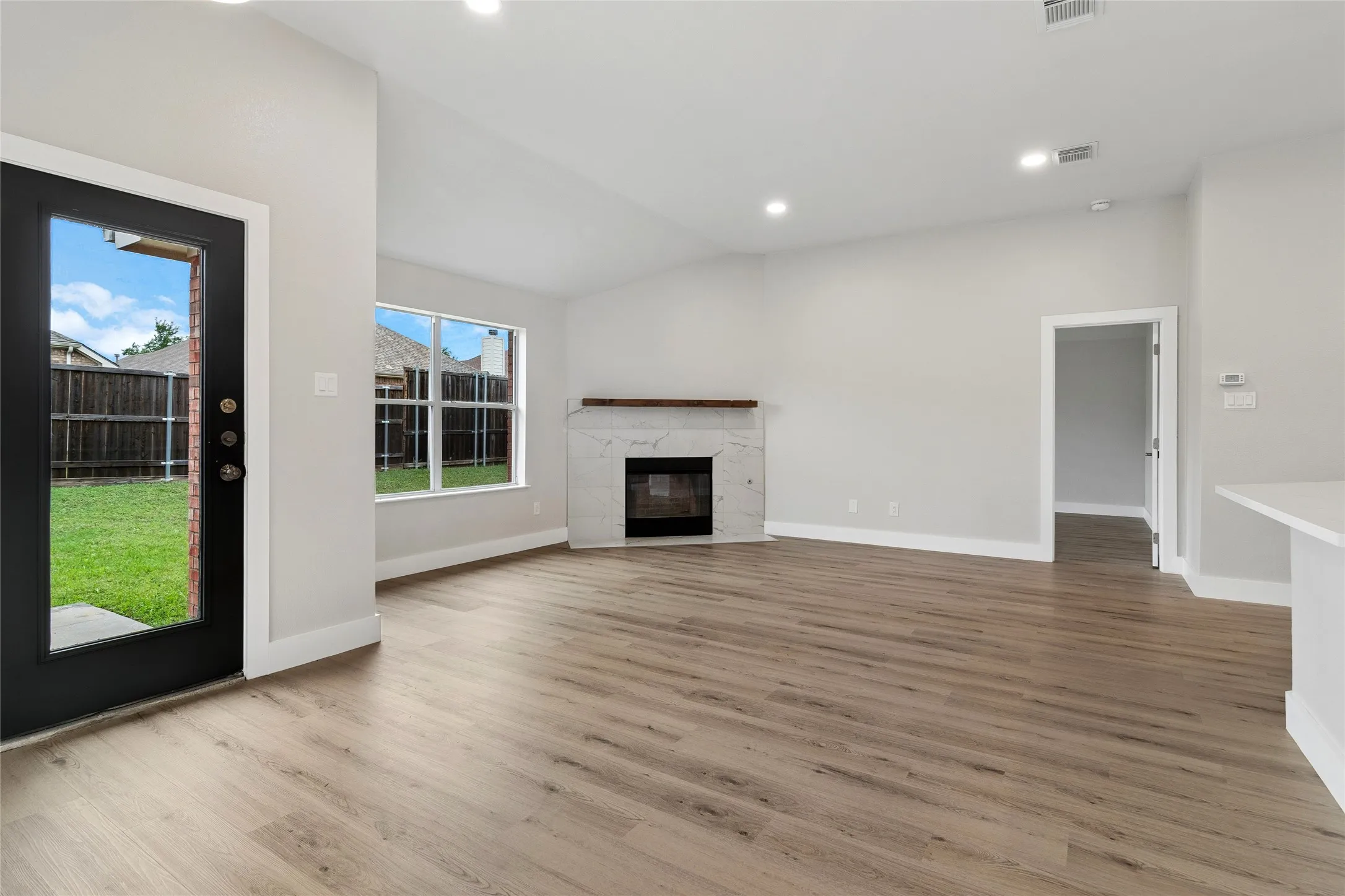 Single Family Residence For Sale in Denton County , 2825 Enchanted Eve Drive, Little Elm, Texas 75068, 4 Bedroom, 2 Bathroom, 2 Garage spaces, 1,980 Sqft, built in 2005, mls#21277638, Real Estate Agent in Little Elm, Homes For Sale in Denton county, Homes For Sale in Little Elm, Realtor in Little Elm Texas, Real Estate Brokerage Independent Realty Texas, Luminita Cordes Realtor