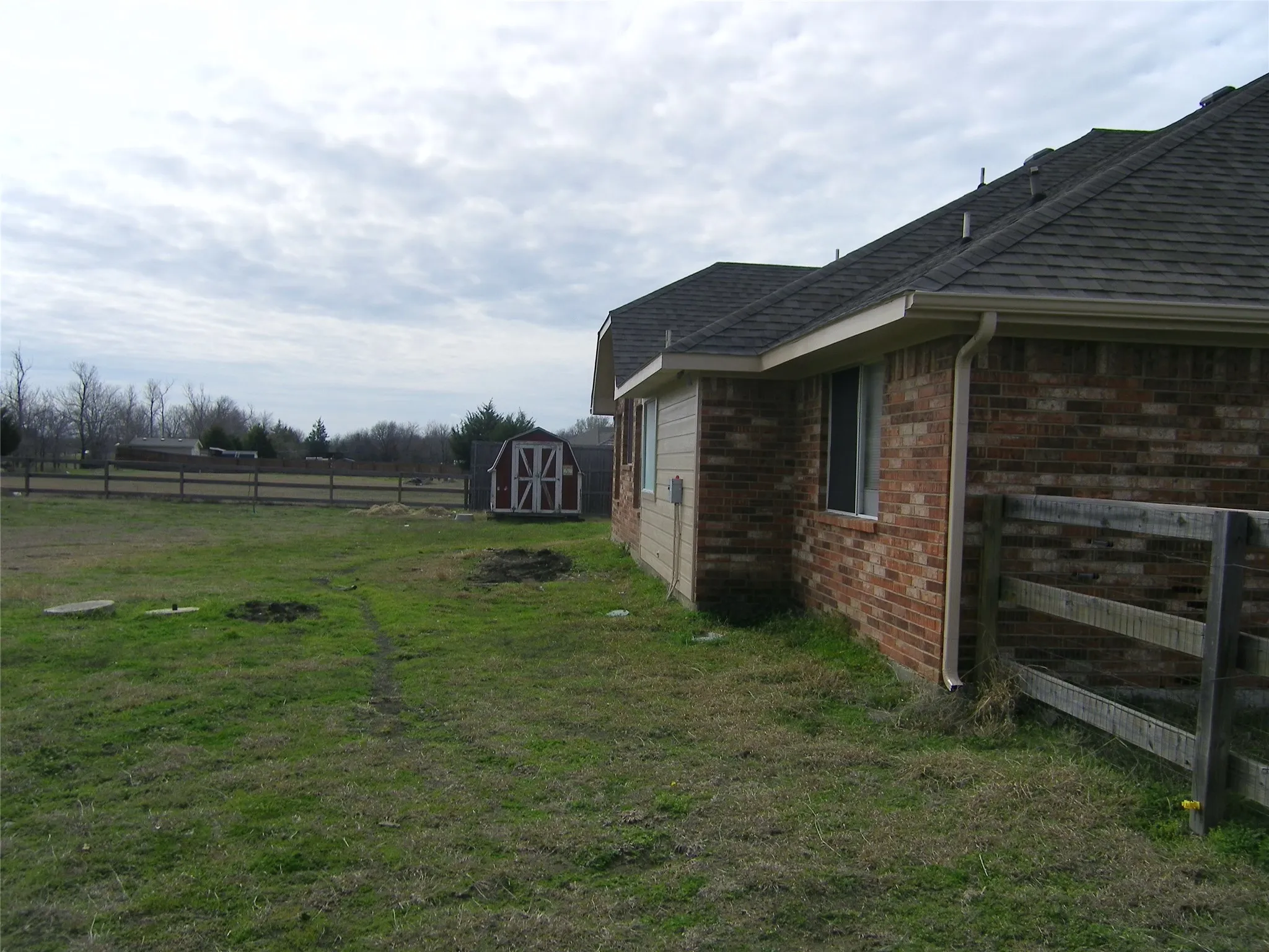 Small Storage Building included in Lease.