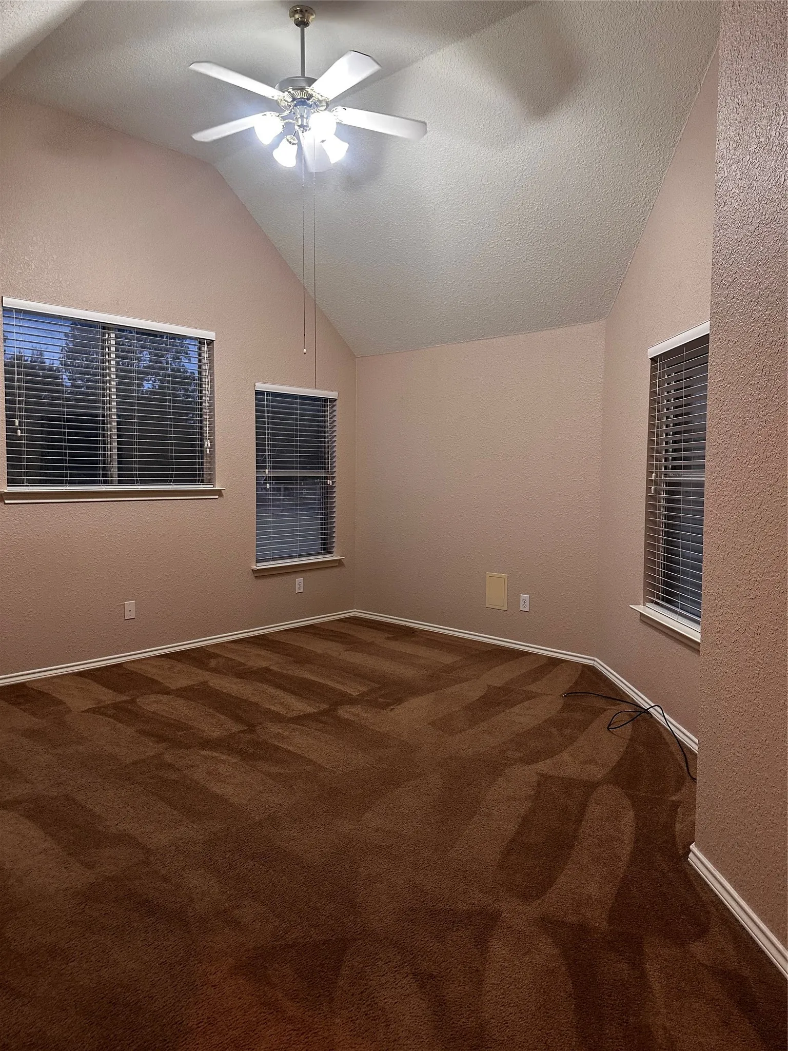 Single Family Residence For Rent in Collin County , 461 San Remo, Princeton, Texas 75407, 3 Bedroom, 2 Bathroom, 2 Garage spaces, 2,084 Sqft, built in 2000, mls#21264784, Real Estate Agent in Princeton, Homes For Rent in Collin county, Homes For Rent in Princeton, Realtor in Princeton Texas, Real Estate Brokerage Independent Realty Texas, Luminita Cordes Realtor