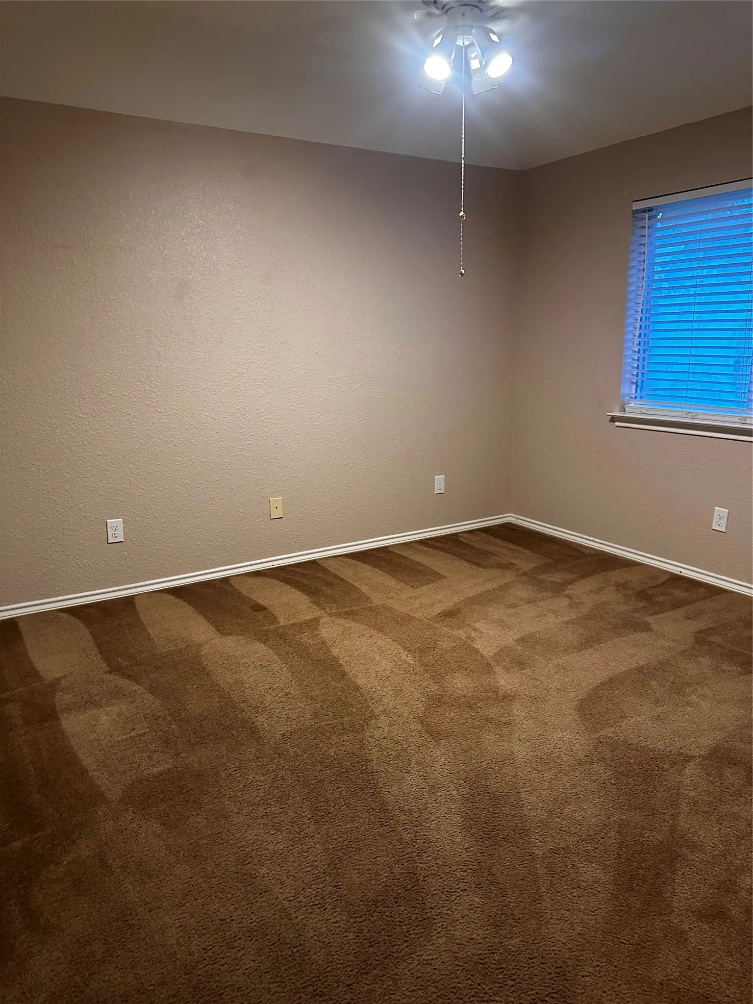 Single Family Residence For Rent in Collin County , 461 San Remo, Princeton, Texas 75407, 3 Bedroom, 2 Bathroom, 2 Garage spaces, 2,084 Sqft, built in 2000, mls#21264784, Real Estate Agent in Princeton, Homes For Rent in Collin county, Homes For Rent in Princeton, Realtor in Princeton Texas, Real Estate Brokerage Independent Realty Texas, Luminita Cordes Realtor