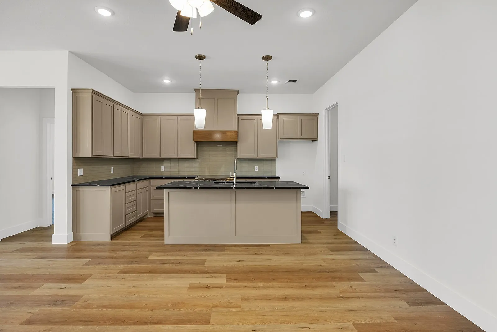 Single Family Residence For Sale in Johnson County , 3764 County Road 424, Cleburne, Texas 76031, 3 Bedroom, 2 Bathroom, 2 Garage spaces, 1,896 Sqft, built in 2026, mls#21279675, Real Estate Agent in Cleburne, Homes For Sale in Johnson county, Homes For Sale in Cleburne, Realtor in Cleburne Texas, Real Estate Brokerage Independent Realty Texas, Luminita Cordes Realtor