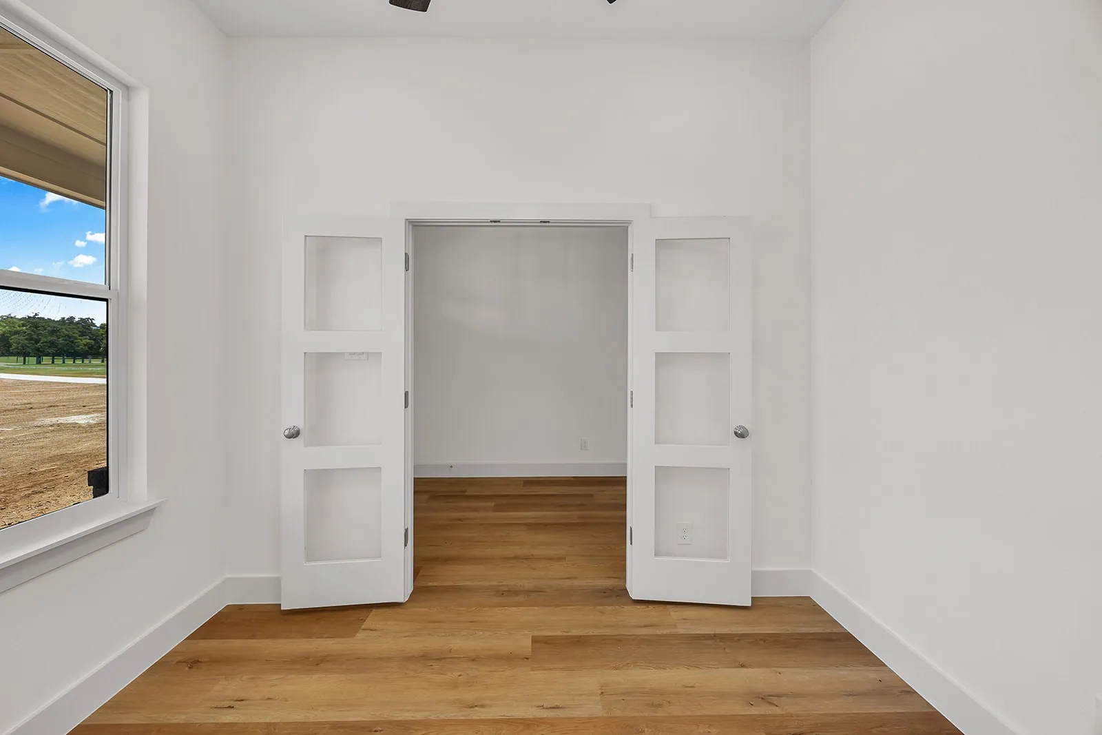 Single Family Residence For Sale in Johnson County , 3764 County Road 424, Cleburne, Texas 76031, 3 Bedroom, 2 Bathroom, 2 Garage spaces, 1,896 Sqft, built in 2026, mls#21279675, Real Estate Agent in Cleburne, Homes For Sale in Johnson county, Homes For Sale in Cleburne, Realtor in Cleburne Texas, Real Estate Brokerage Independent Realty Texas, Luminita Cordes Realtor