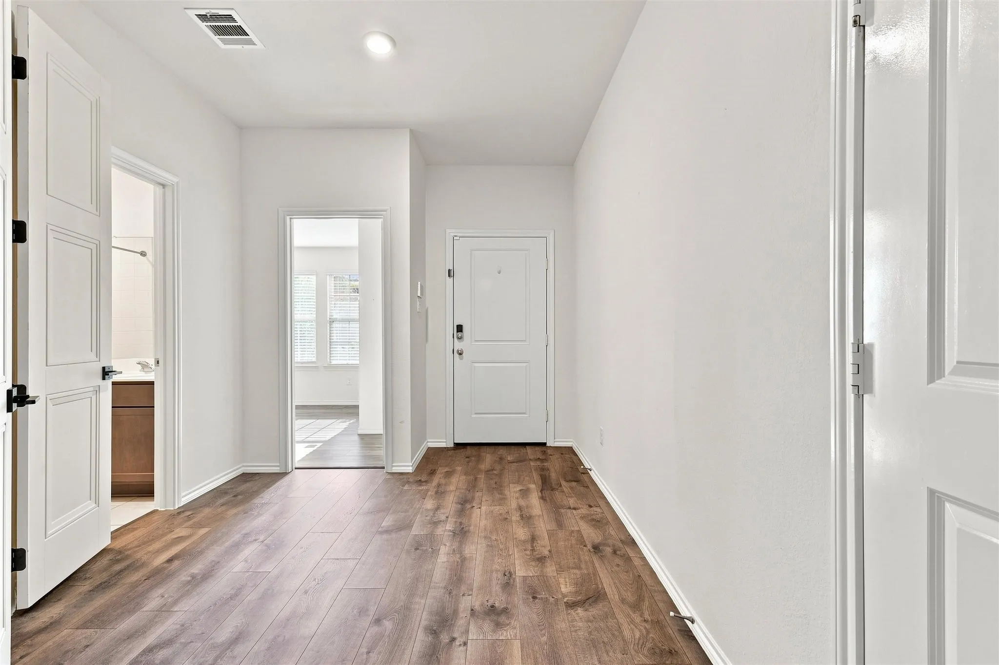 Single Family Residence For Sale in Denton County , 3605 Skelton Street, Denton, Texas 76207, 4 Bedroom, 3 Bathroom, 2 Garage spaces, 2,084 Sqft, built in 2020, mls#21279166, Real Estate Agent in Denton, Homes For Sale in Denton county, Homes For Sale in Denton, Realtor in Denton Texas, Real Estate Brokerage Independent Realty Texas, Luminita Cordes Realtor