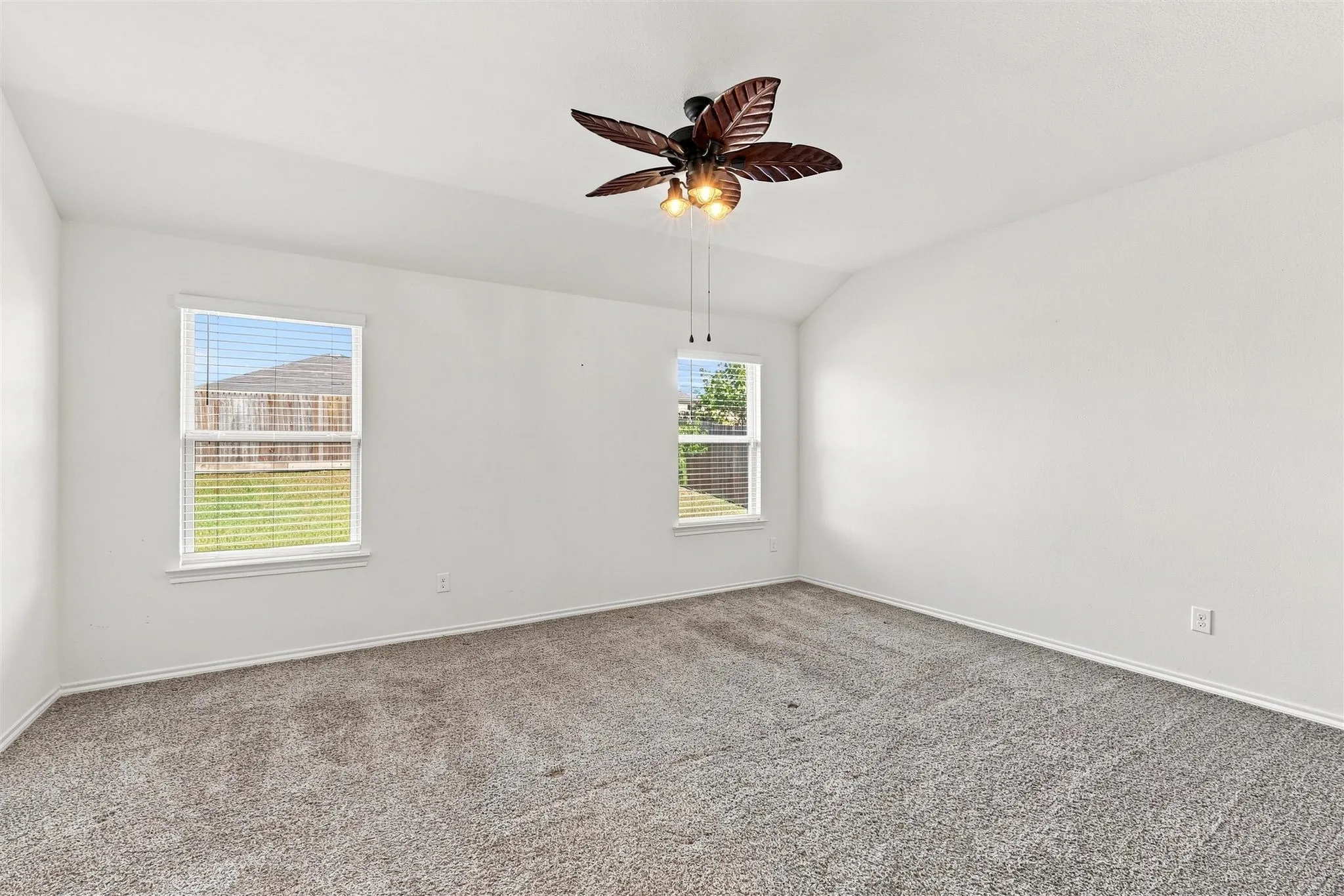Single Family Residence For Sale in Denton County , 3605 Skelton Street, Denton, Texas 76207, 4 Bedroom, 3 Bathroom, 2 Garage spaces, 2,084 Sqft, built in 2020, mls#21279166, Real Estate Agent in Denton, Homes For Sale in Denton county, Homes For Sale in Denton, Realtor in Denton Texas, Real Estate Brokerage Independent Realty Texas, Luminita Cordes Realtor