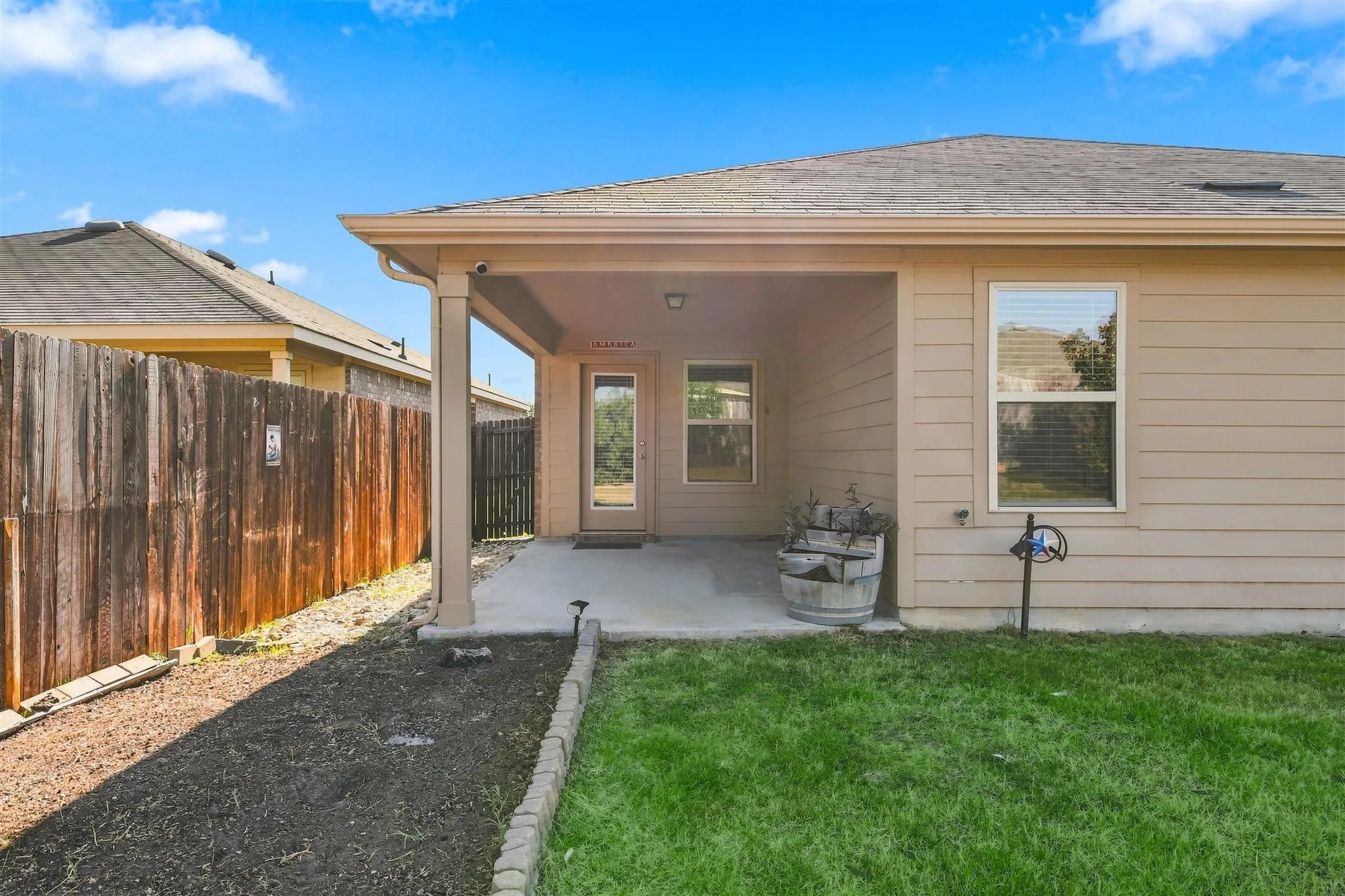 Single Family Residence For Sale in Denton County , 3605 Skelton Street, Denton, Texas 76207, 4 Bedroom, 3 Bathroom, 2 Garage spaces, 2,084 Sqft, built in 2020, mls#21279166, Real Estate Agent in Denton, Homes For Sale in Denton county, Homes For Sale in Denton, Realtor in Denton Texas, Real Estate Brokerage Independent Realty Texas, Luminita Cordes Realtor