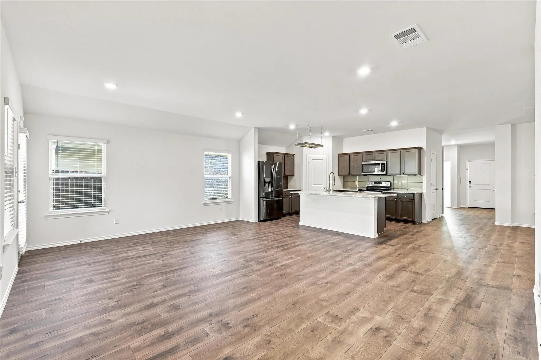 Single Family Residence For Sale in Denton County , 3605 Skelton Street, Denton, Texas 76207, 4 Bedroom, 3 Bathroom, 2 Garage spaces, 2,084 Sqft, built in 2020, mls#21279166, Real Estate Agent in Denton, Homes For Sale in Denton county, Homes For Sale in Denton, Realtor in Denton Texas, Real Estate Brokerage Independent Realty Texas, Luminita Cordes Realtor
