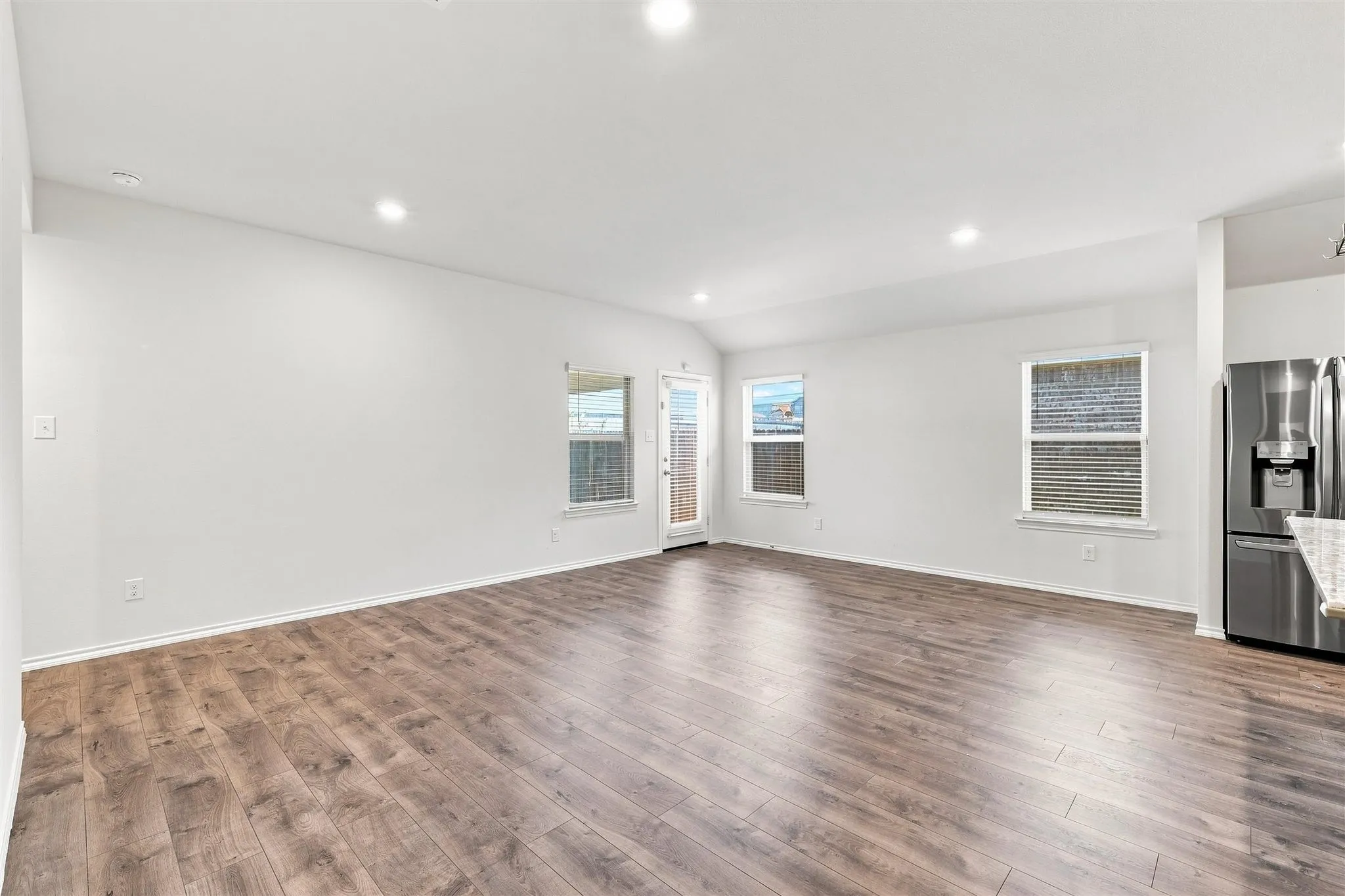 Single Family Residence For Sale in Denton County , 3605 Skelton Street, Denton, Texas 76207, 4 Bedroom, 3 Bathroom, 2 Garage spaces, 2,084 Sqft, built in 2020, mls#21279166, Real Estate Agent in Denton, Homes For Sale in Denton county, Homes For Sale in Denton, Realtor in Denton Texas, Real Estate Brokerage Independent Realty Texas, Luminita Cordes Realtor
