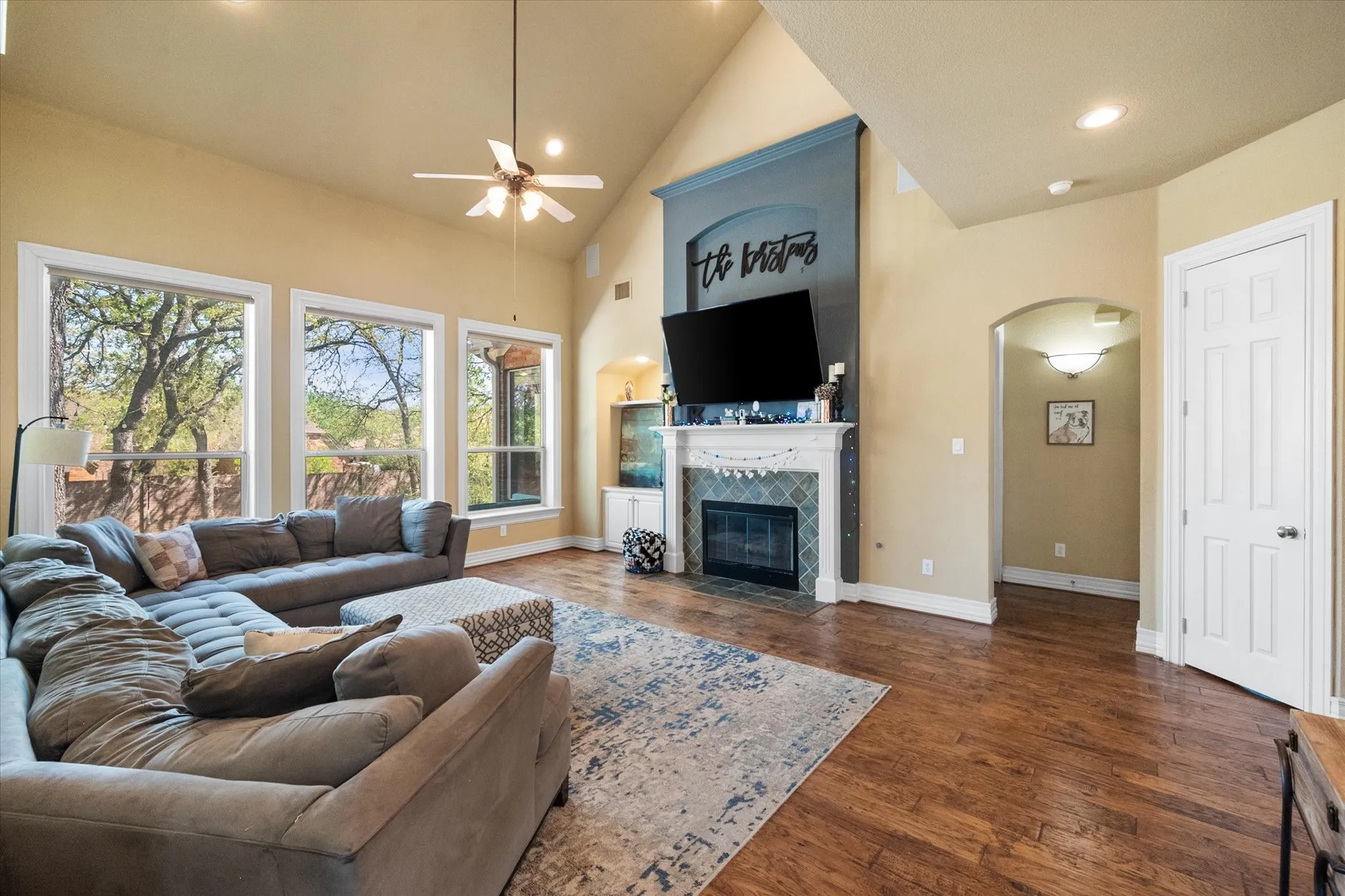 Sometimes, seeing the color changes can be difficult. If you want a more subtle palate, look at what a little lighter paint can do.