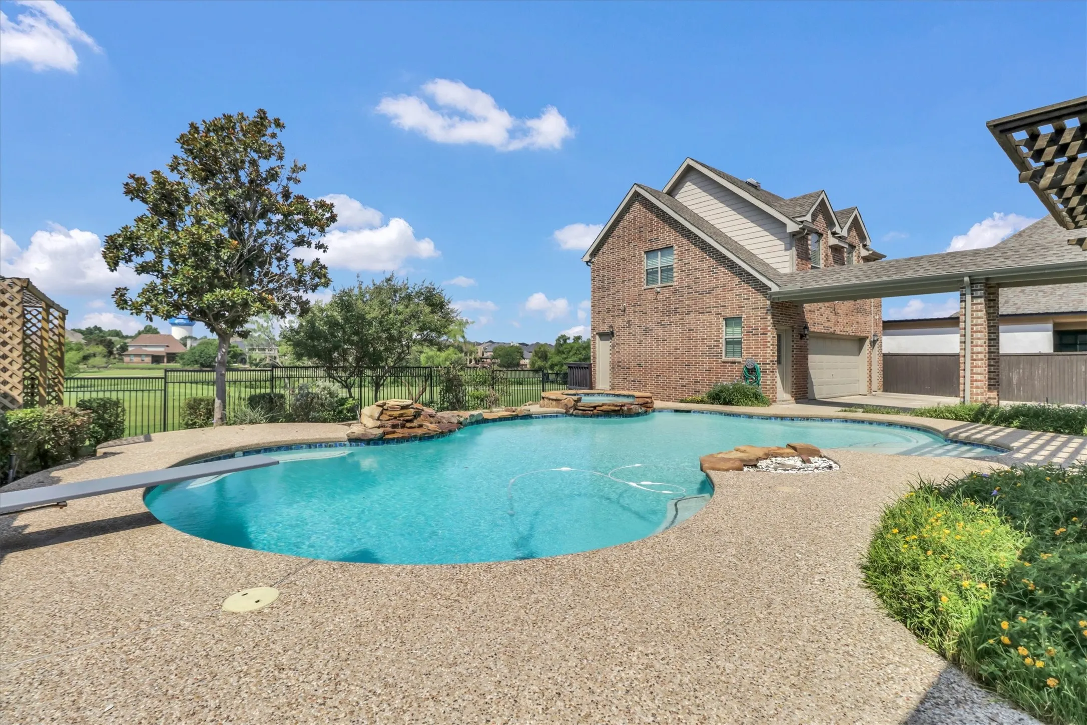 Single Family Residence For Sale in Denton County , 1216 Queen Peggy Lane, Lewisville, Texas 75056, 4 Bedroom, 6 Bathroom, 3 Garage spaces, 4,879 Sqft, built in 2004, mls#21279906, Real Estate Agent in Lewisville, Homes For Sale in Denton county, Homes For Sale in Lewisville, Realtor in Lewisville Texas, Real Estate Brokerage Independent Realty Texas, Luminita Cordes Realtor